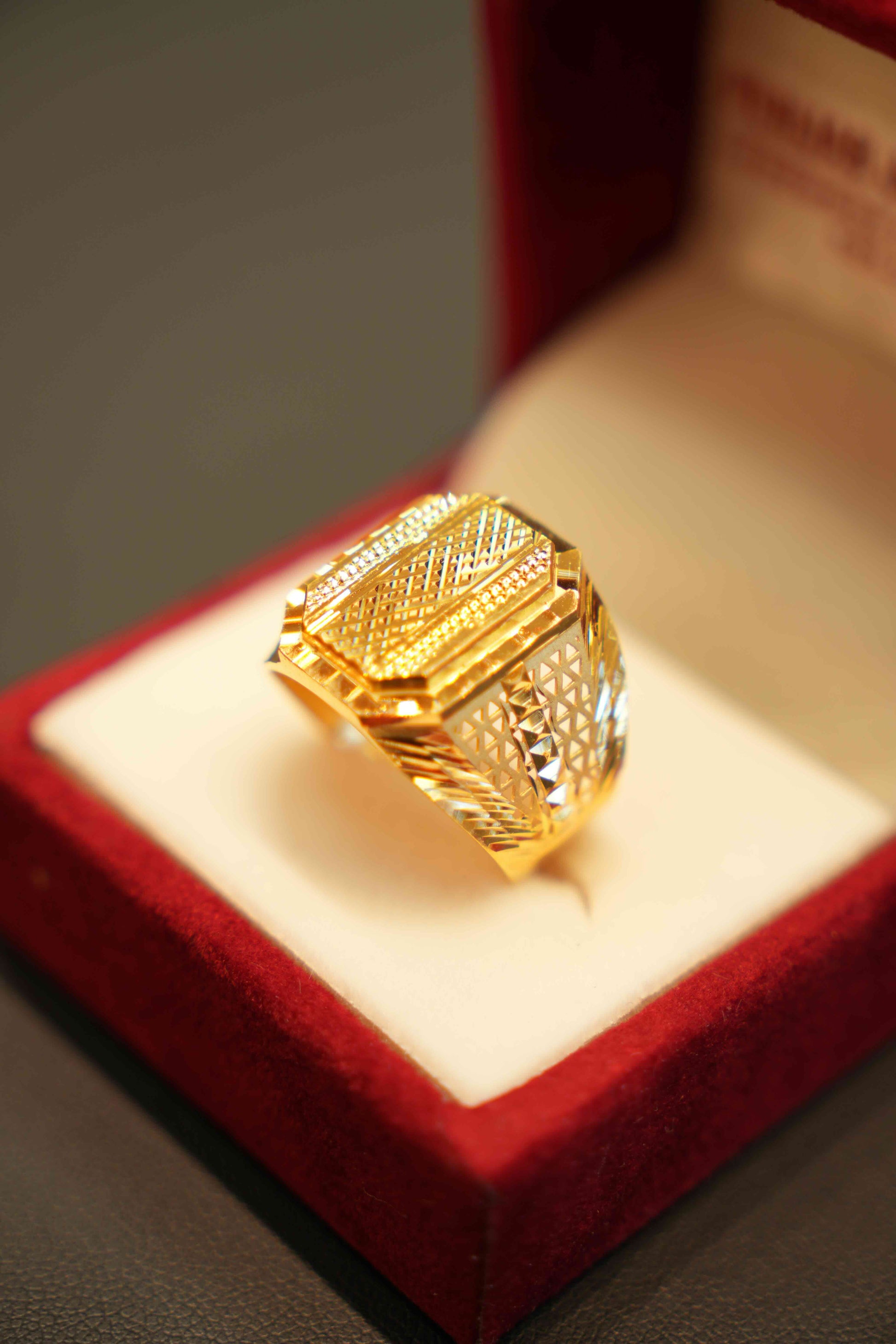 22K Gold Designer Men's Ring