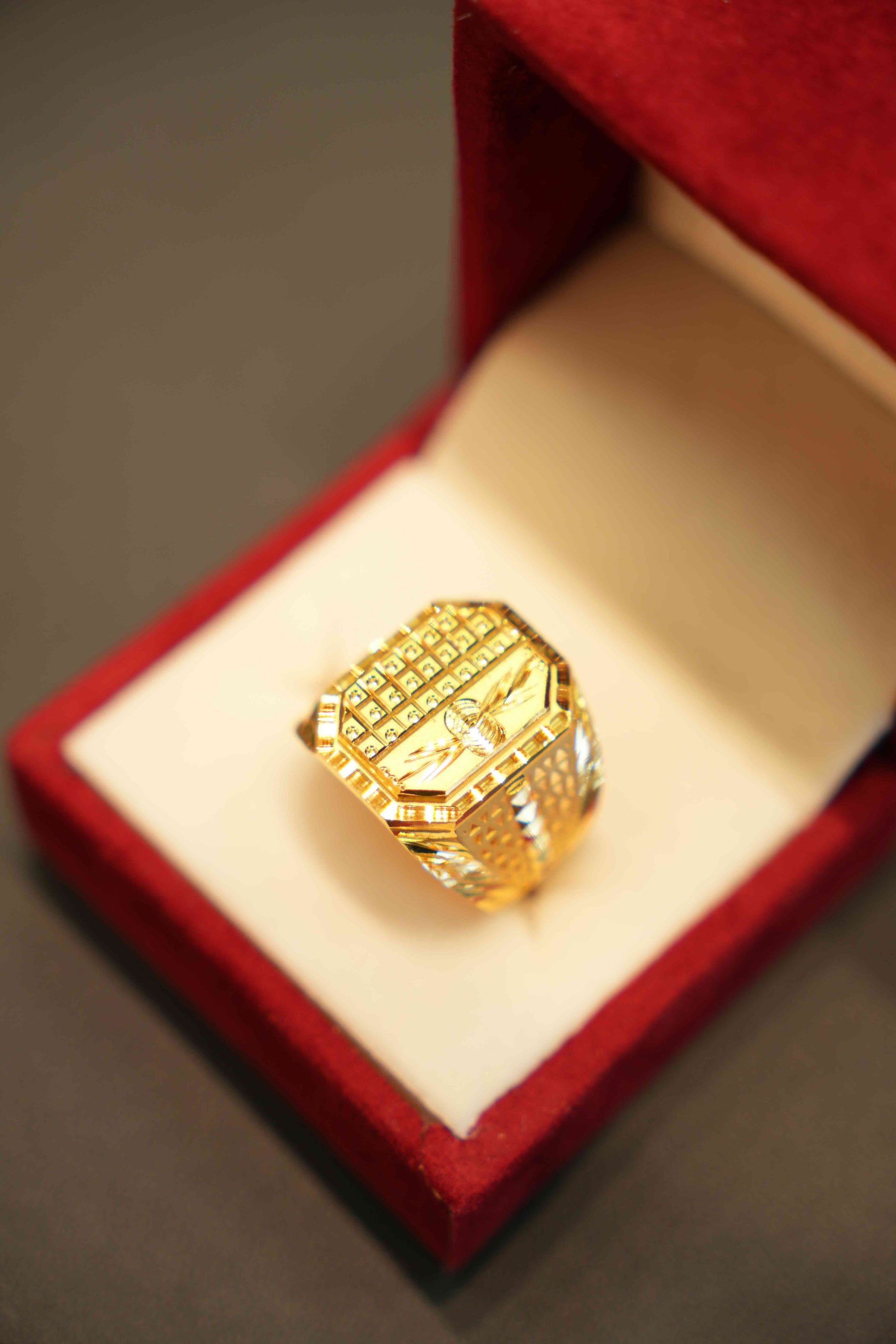 22K Gold Designer Men's Ring