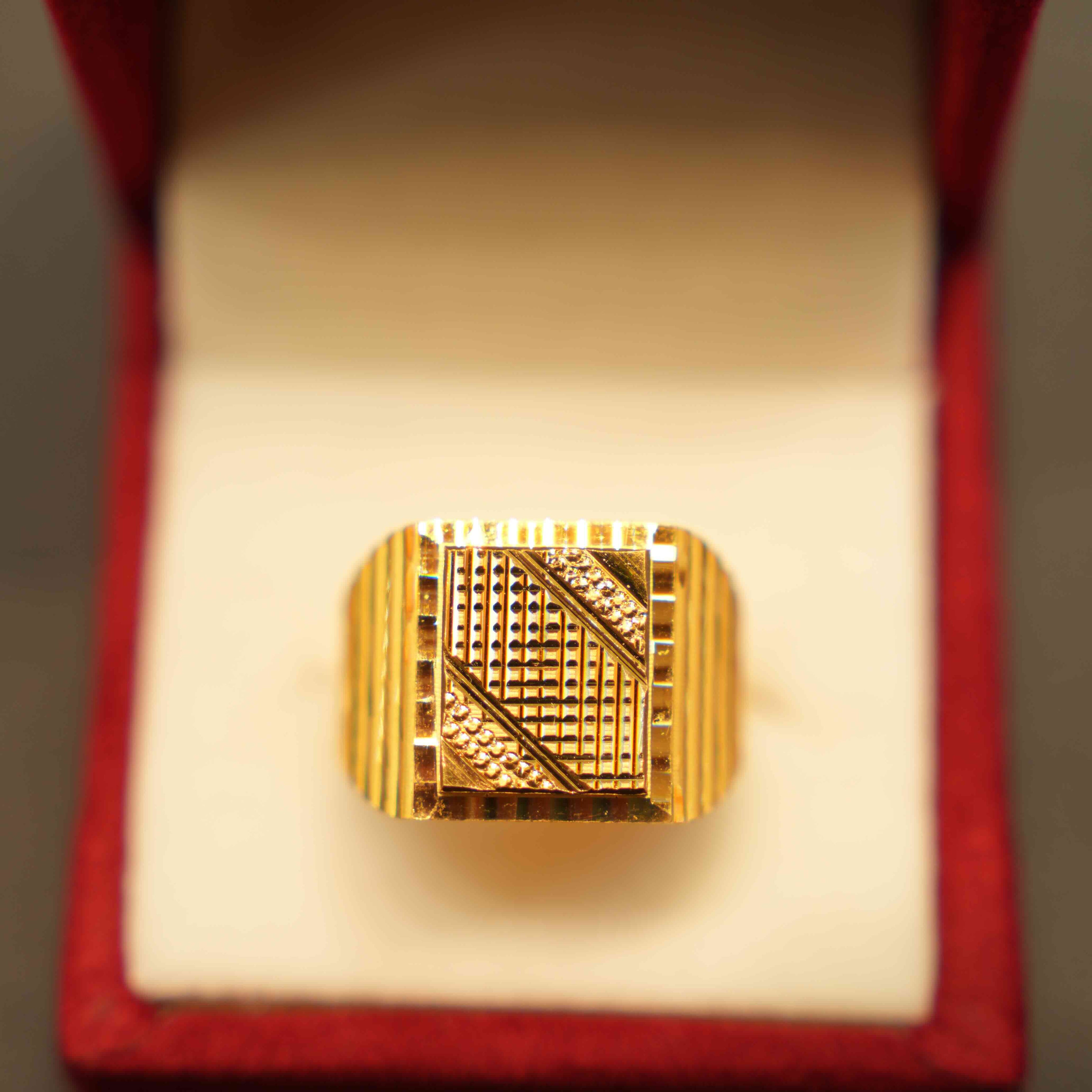22K Gold Designer Men's Ring