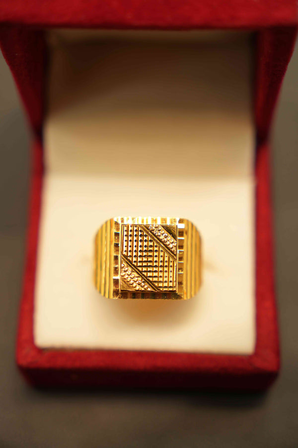 22K Gold Designer Men's Ring