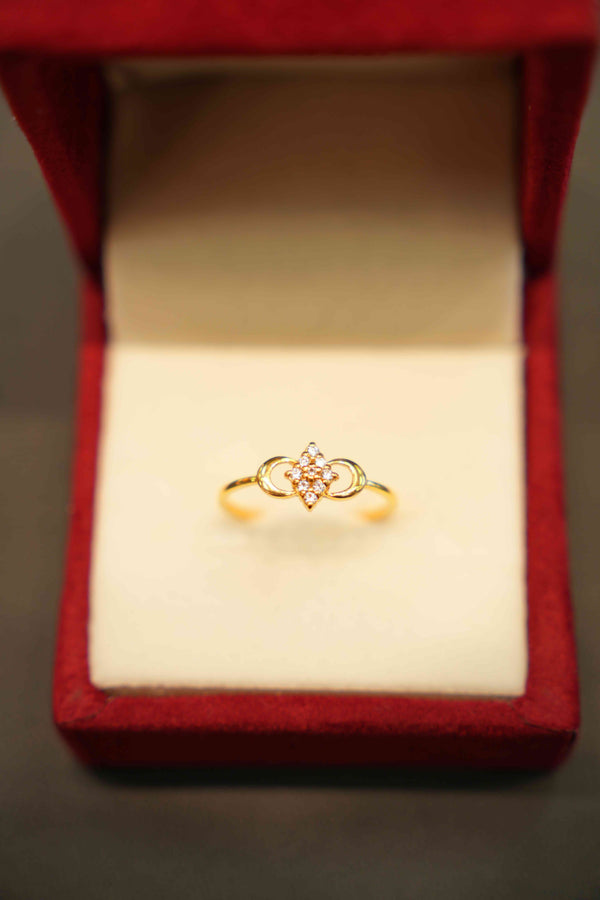 22K Gold Designer Ladies Ring