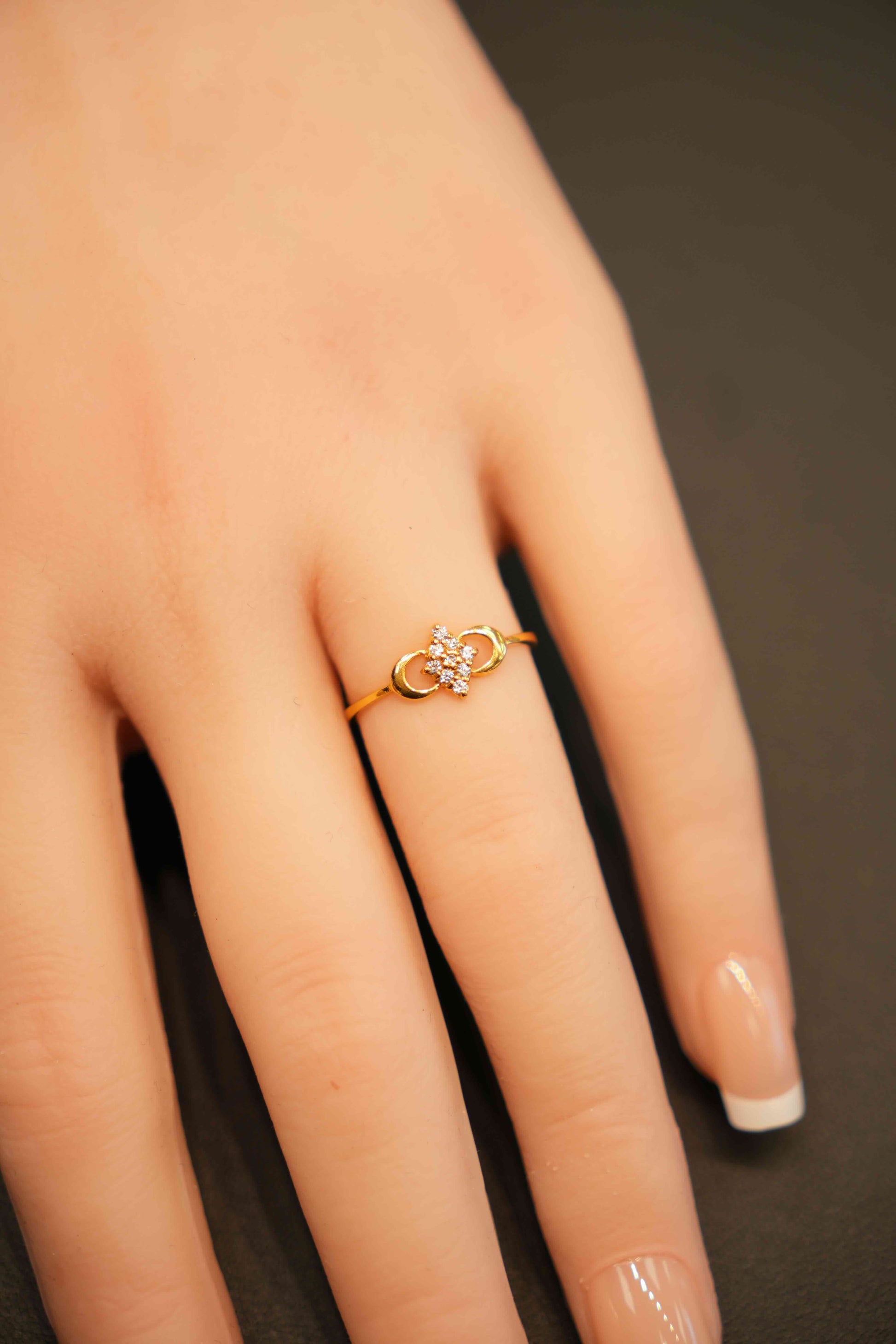 22K Gold Designer Ladies Ring