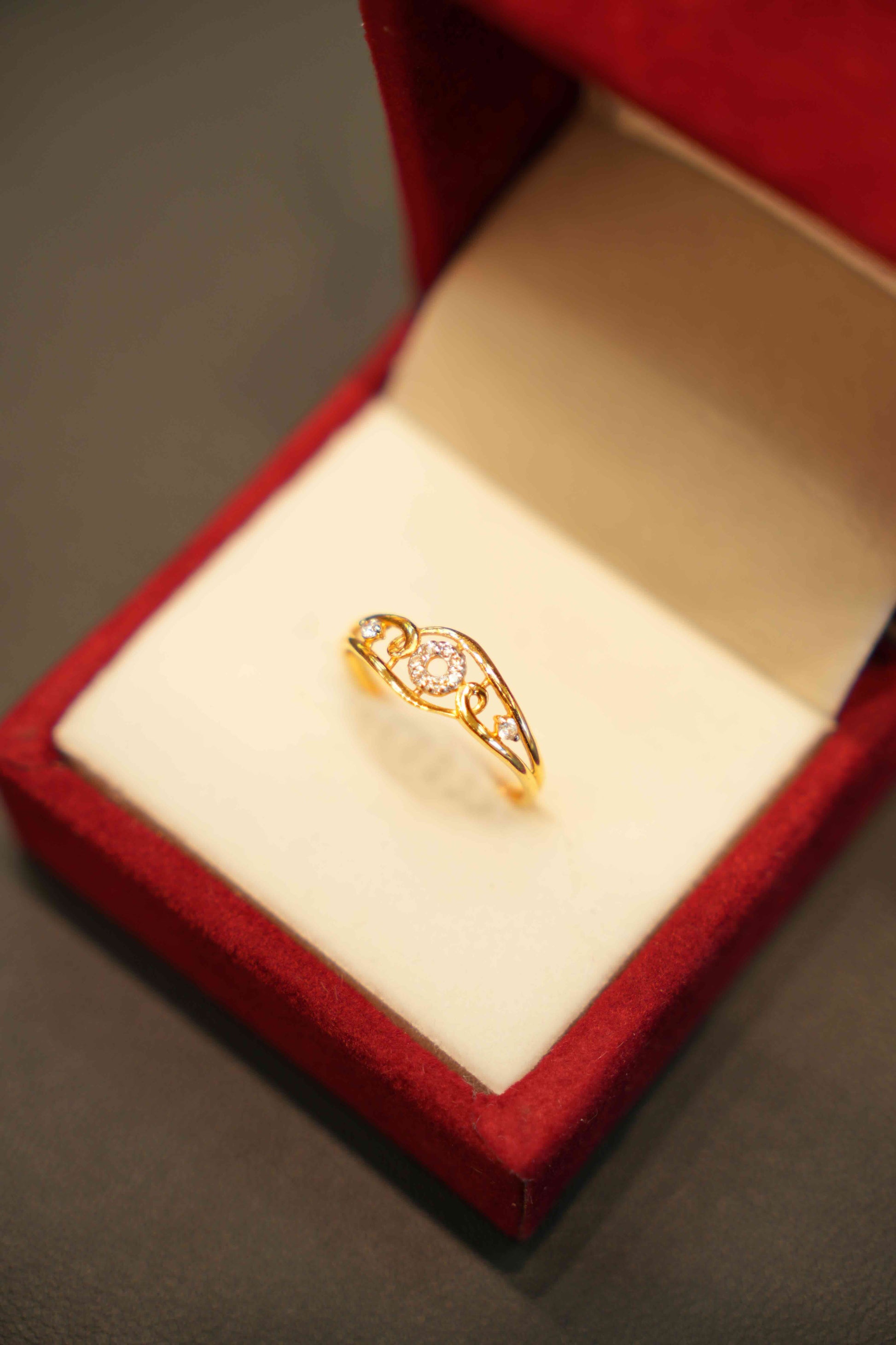 22K Gold Designer Ladies Ring