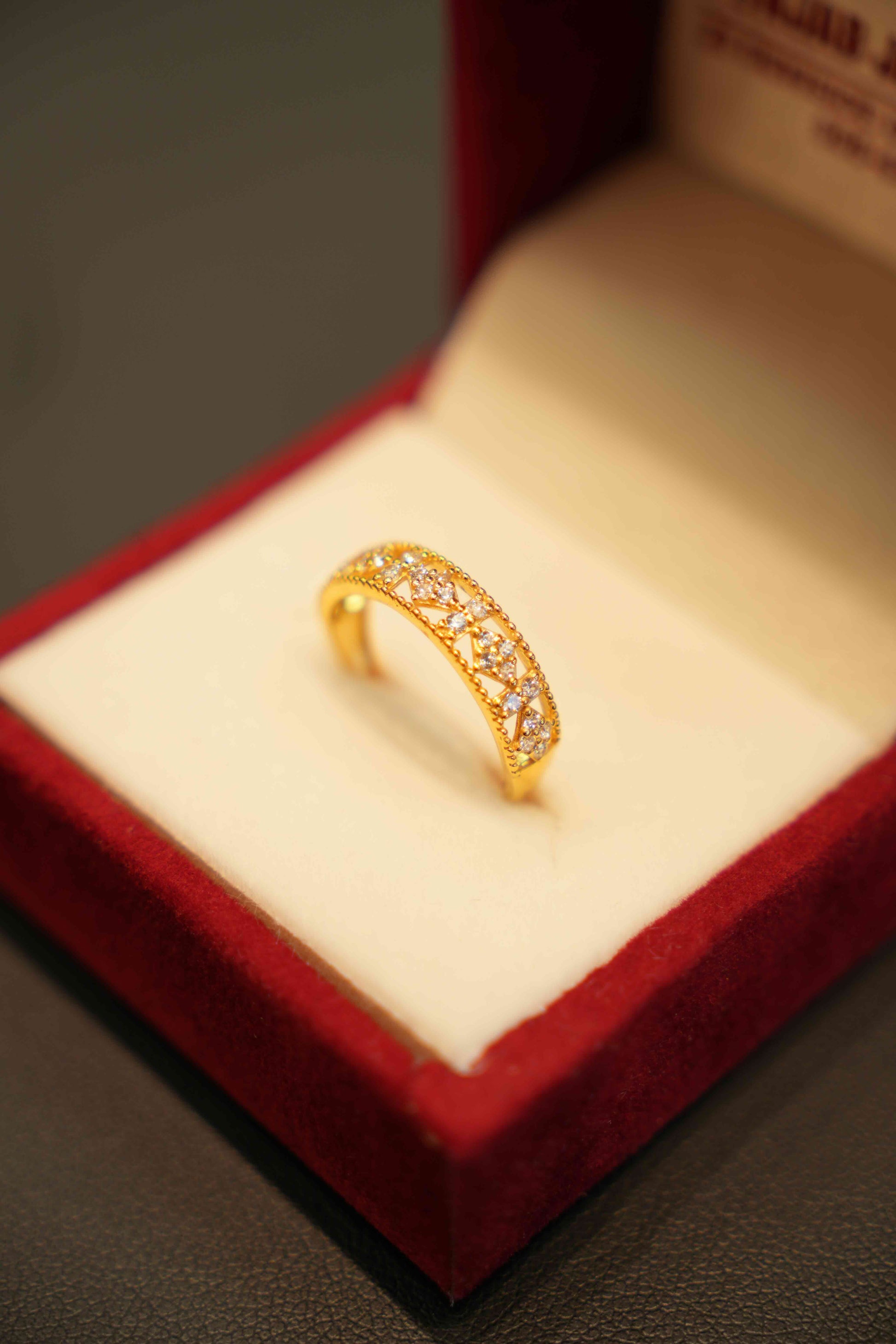 22K Gold Designer Ladies Ring