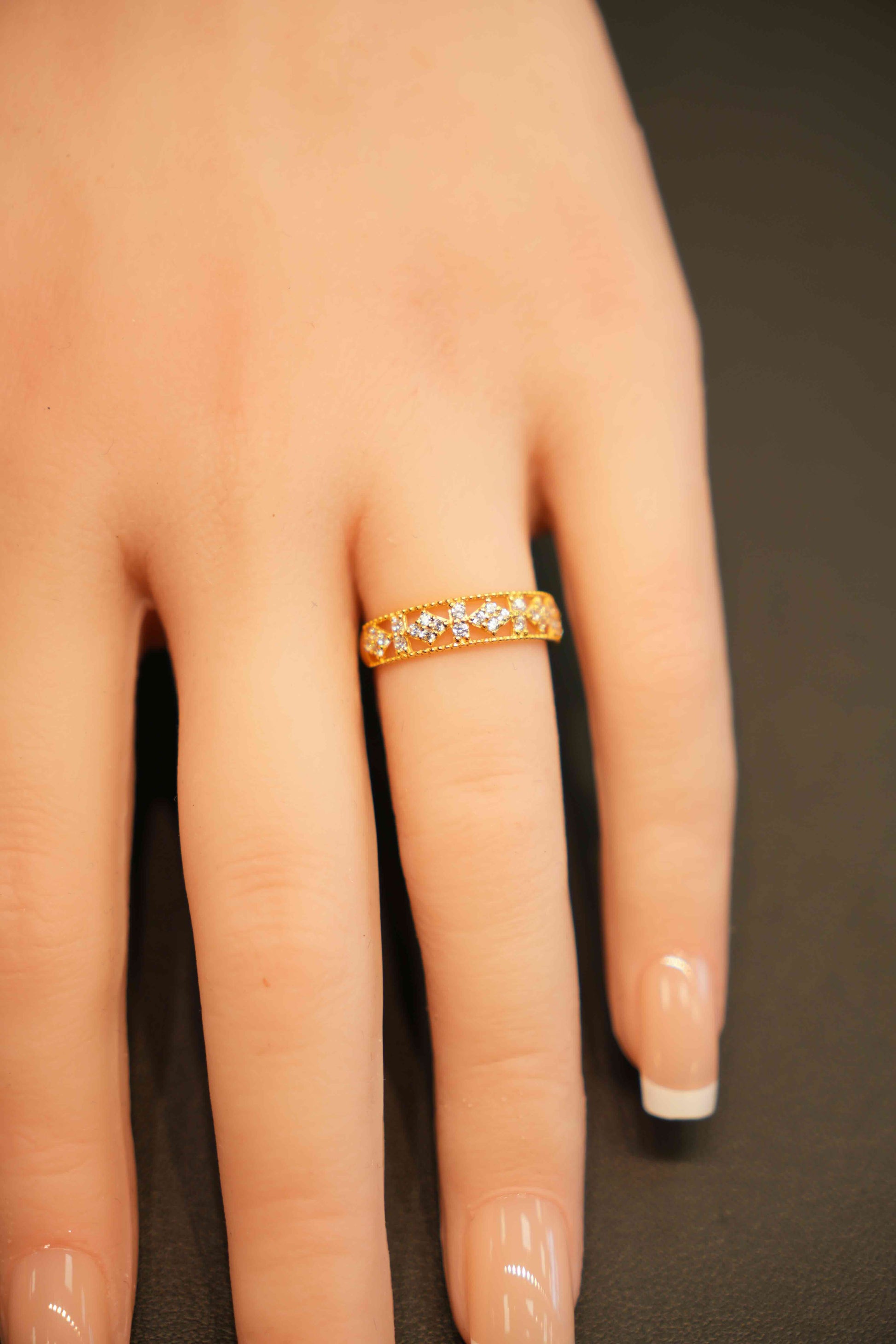 22K Gold Designer Ladies Ring
