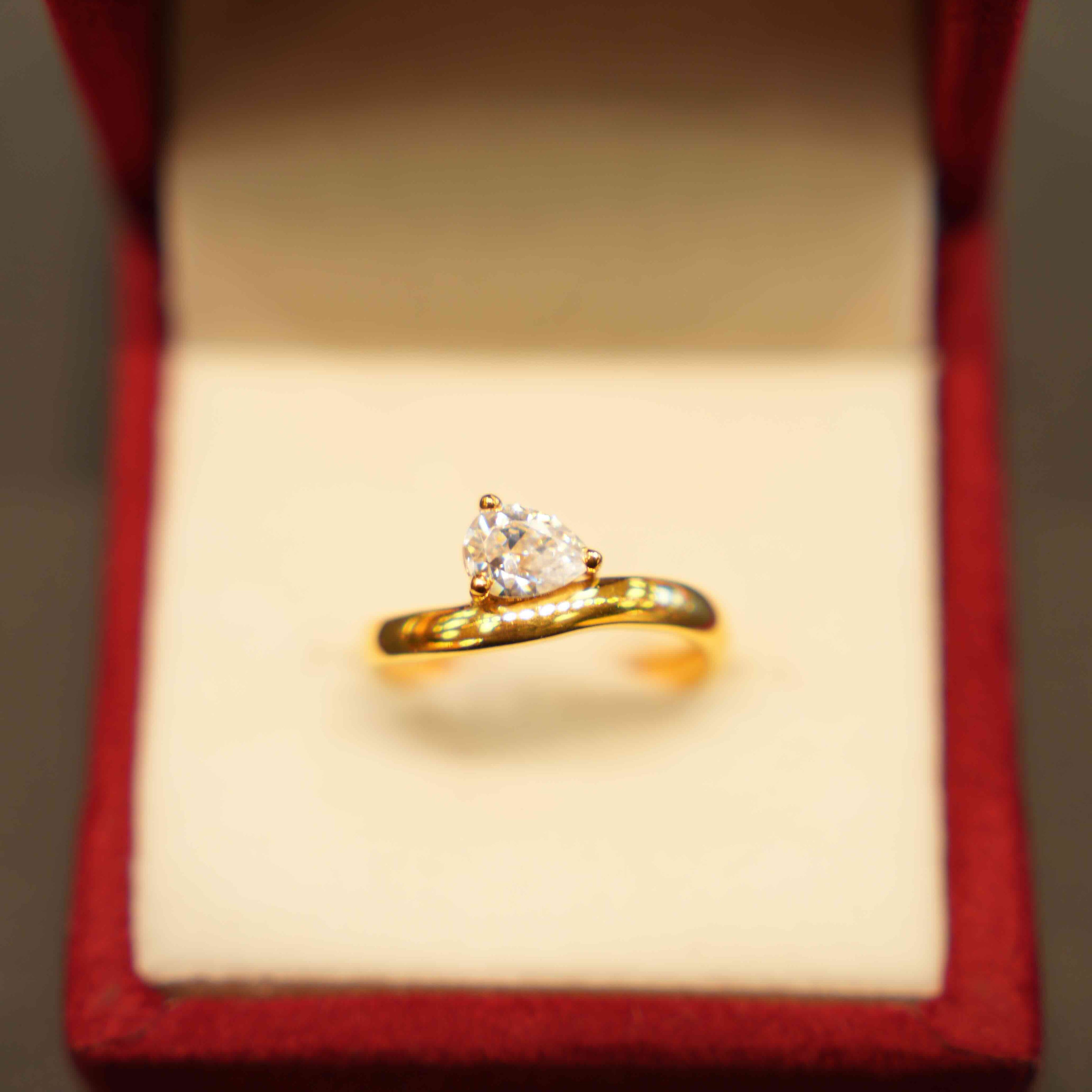 22K Gold Designer Ladies Ring