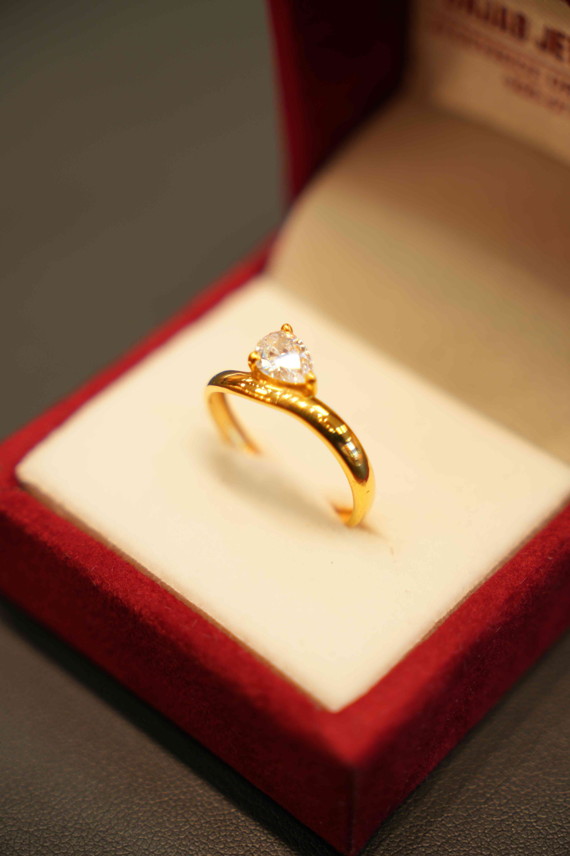 22K Gold Designer Ladies Ring