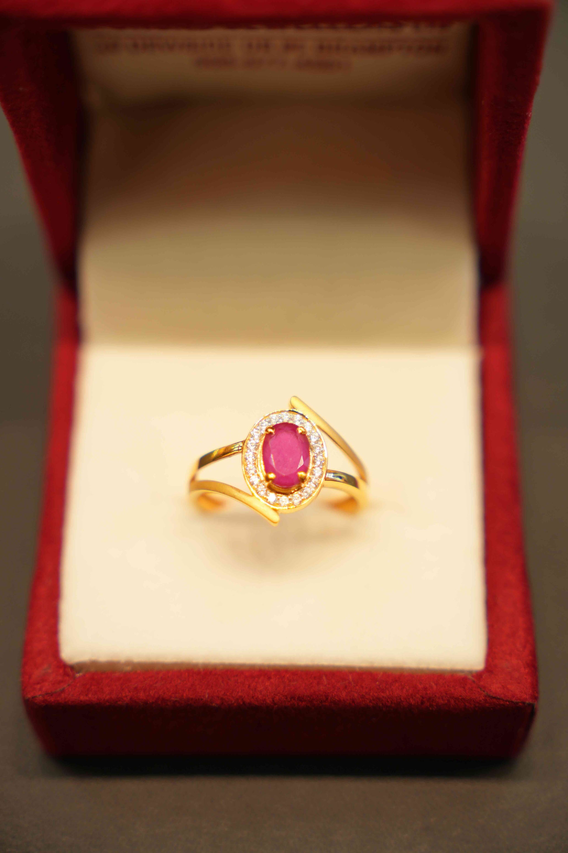 22K Gold Designer Ladies Ring