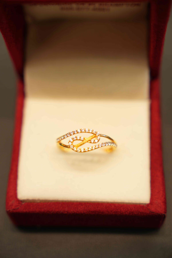 22K Gold Designer Ladies Ring