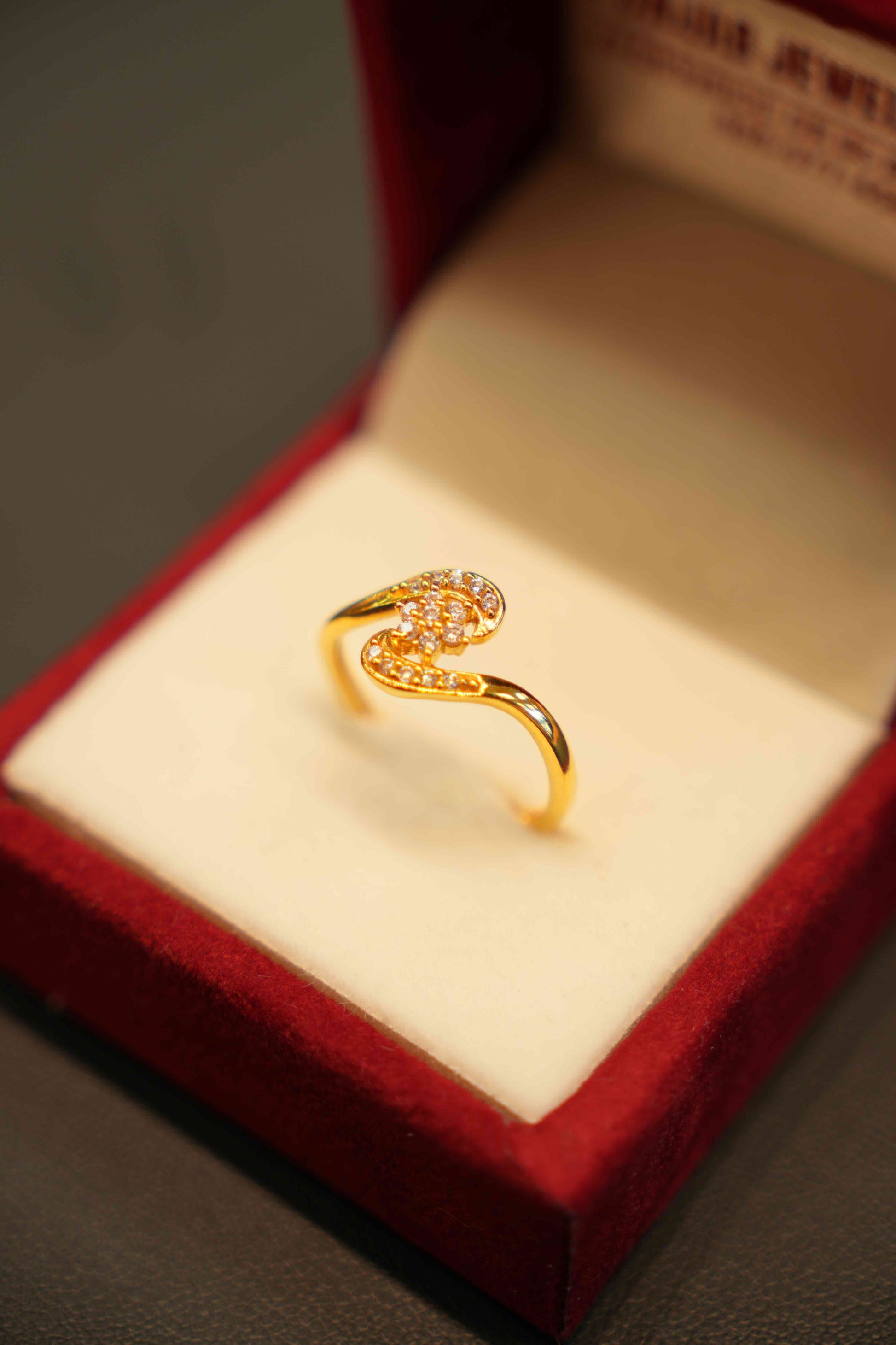 22K Gold Designer Ladies Ring