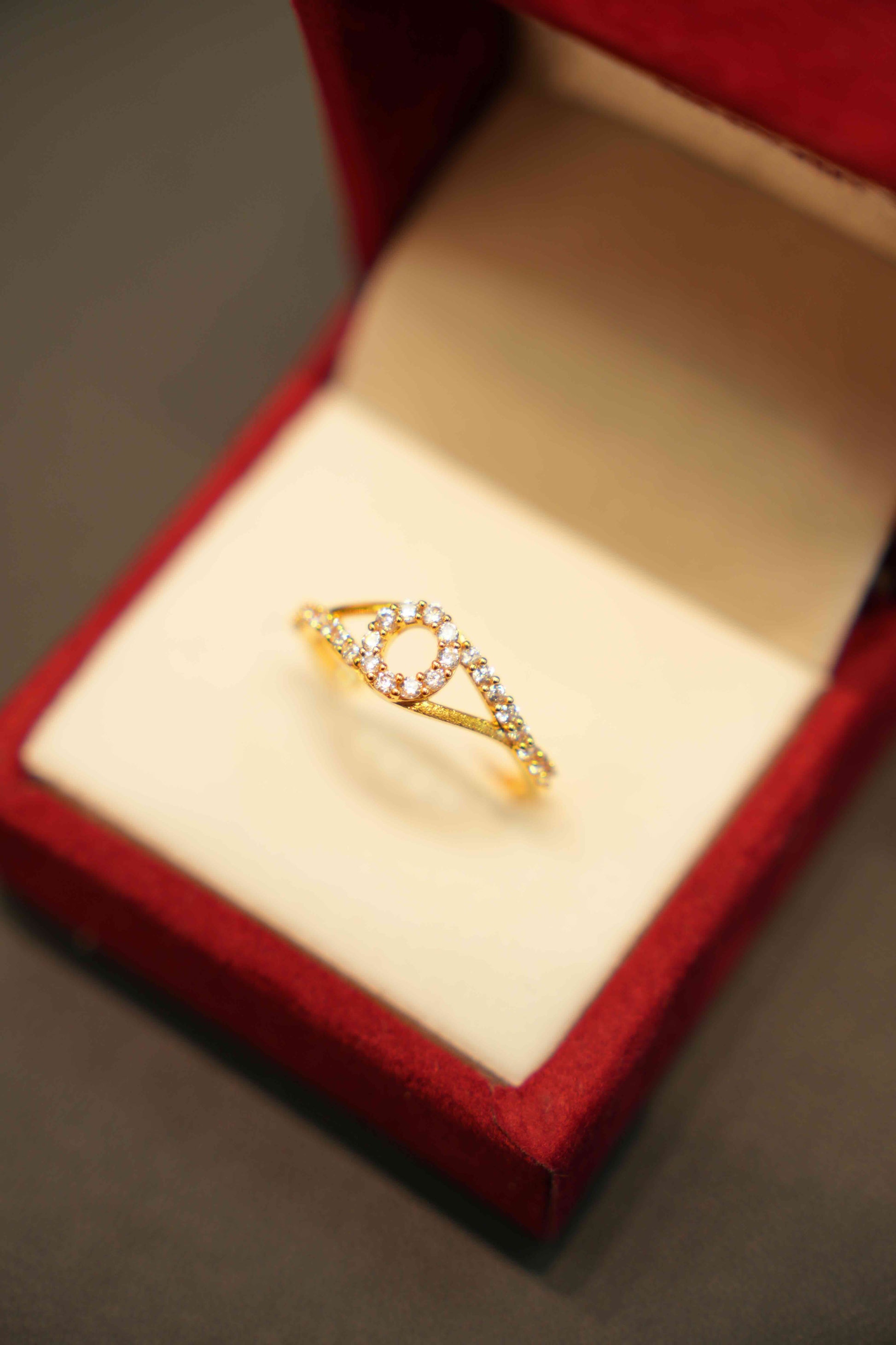 22K Gold Designer Ladies Ring