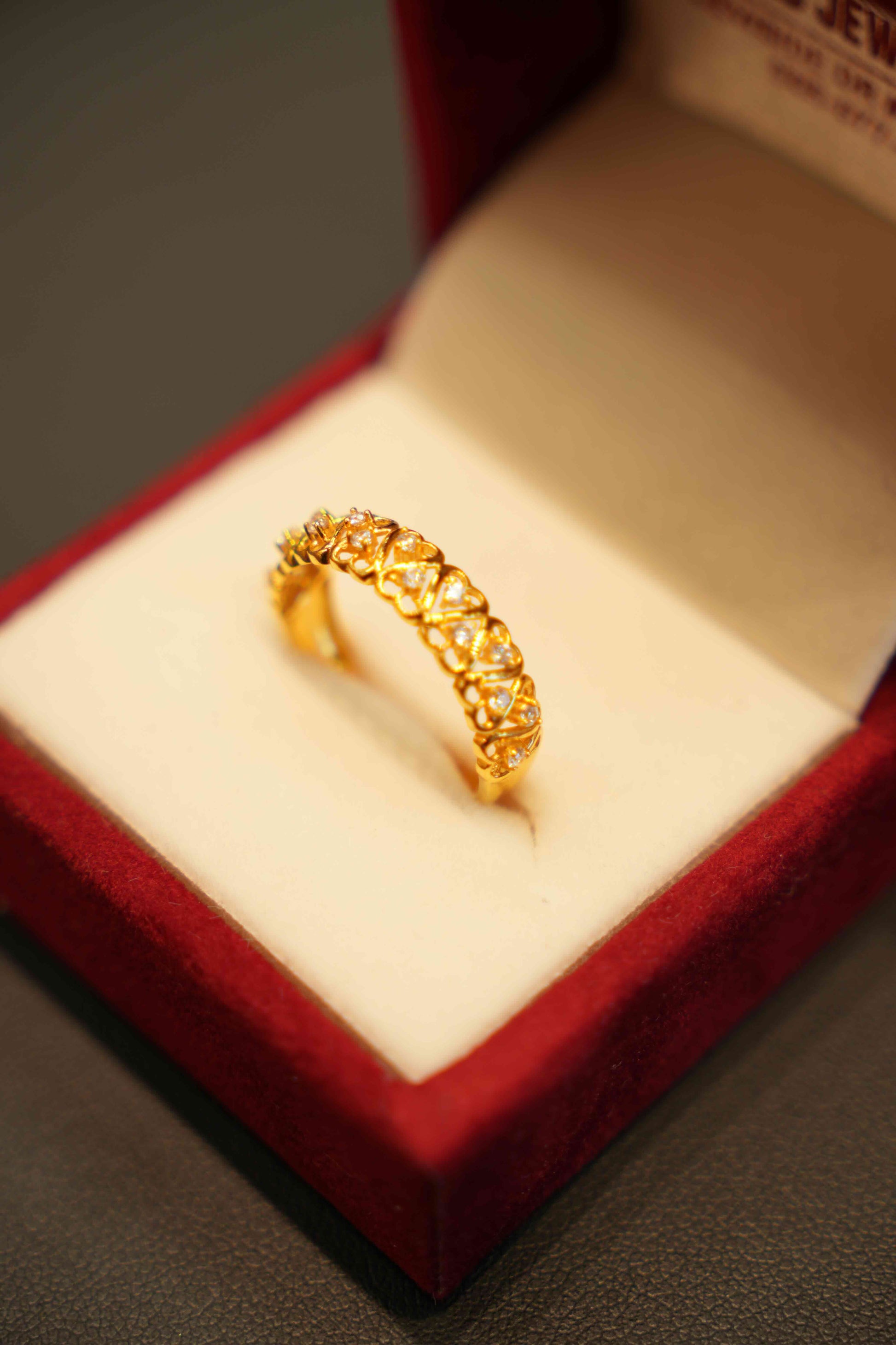 22K Gold Designer Ladies Ring