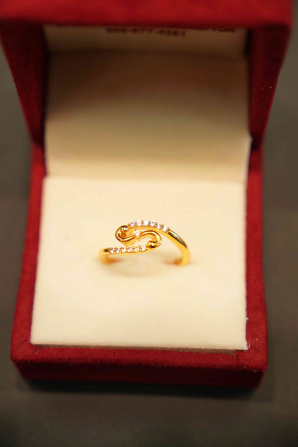 22K Gold Designer Ladies Ring