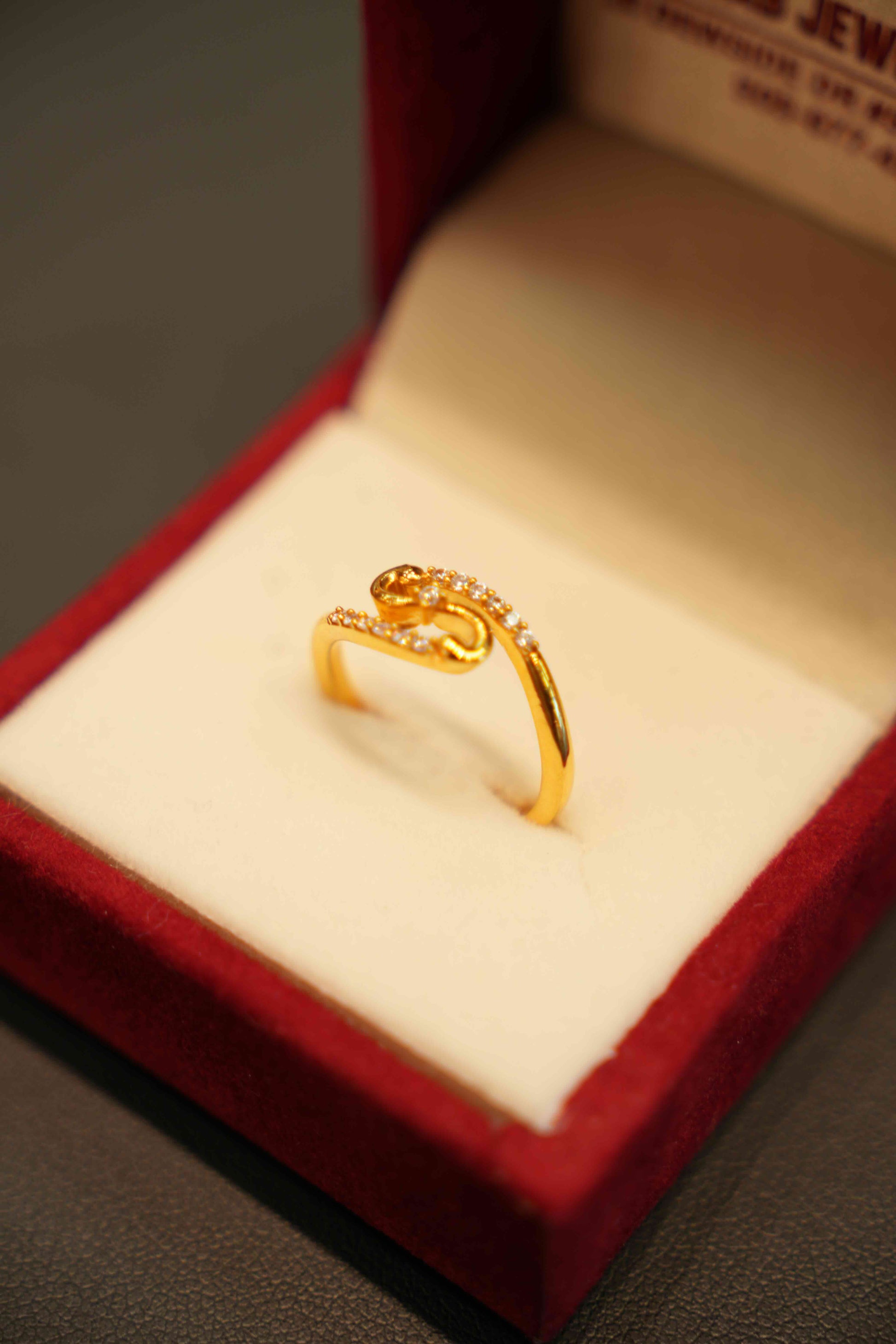 22K Gold Designer Ladies Ring