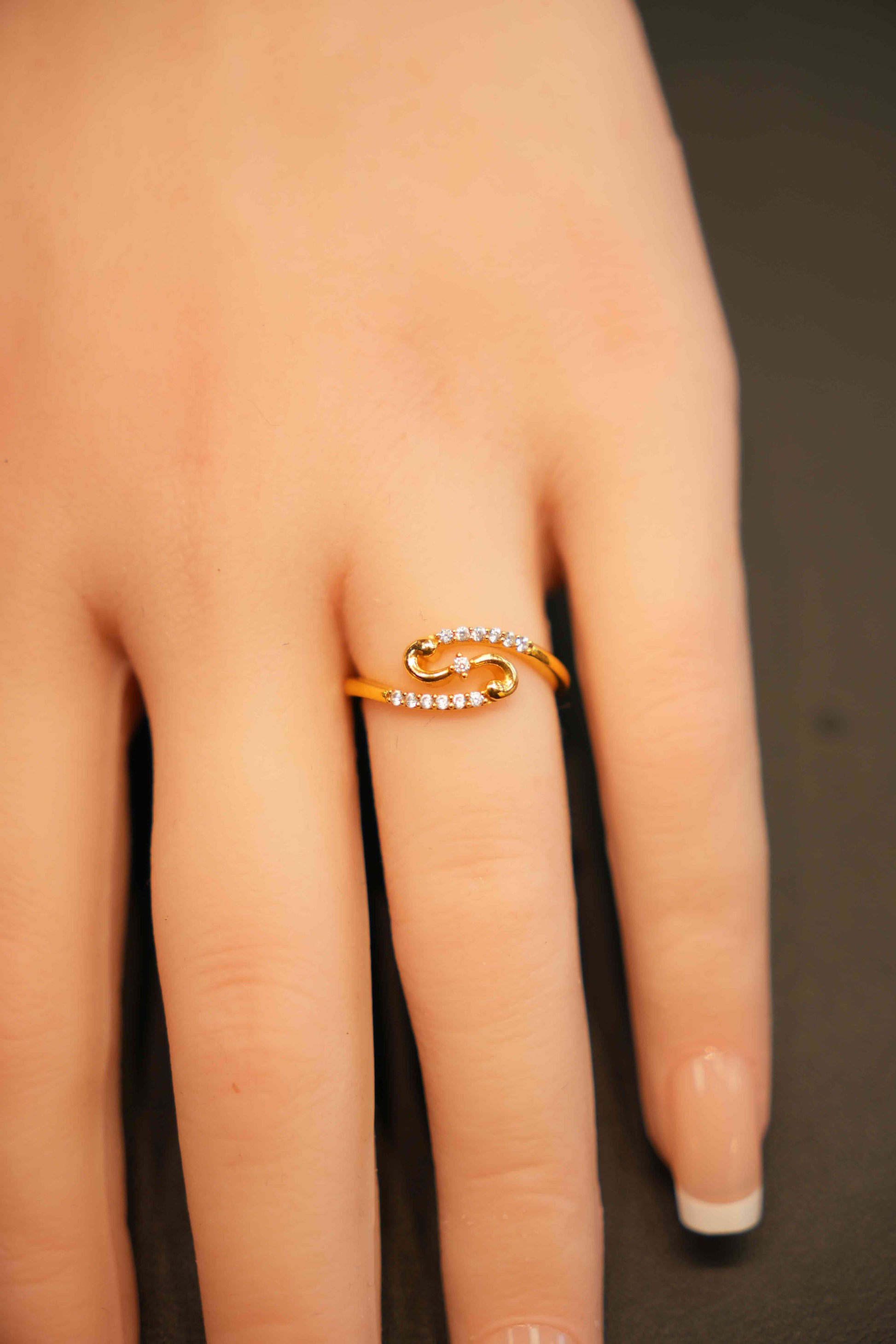 22K Gold Designer Ladies Ring