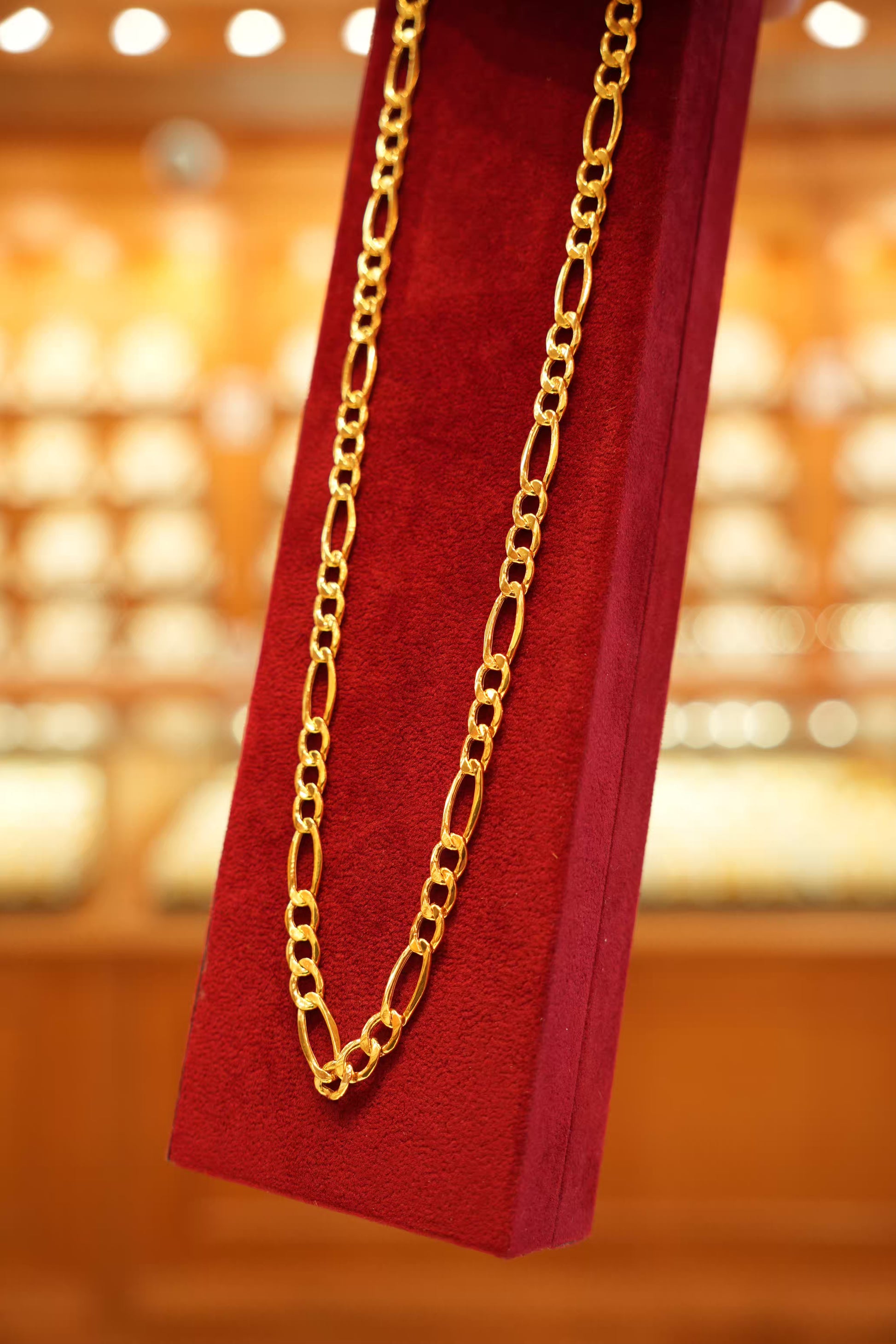 22K Gold Designer Men's Chain (20 Inches)