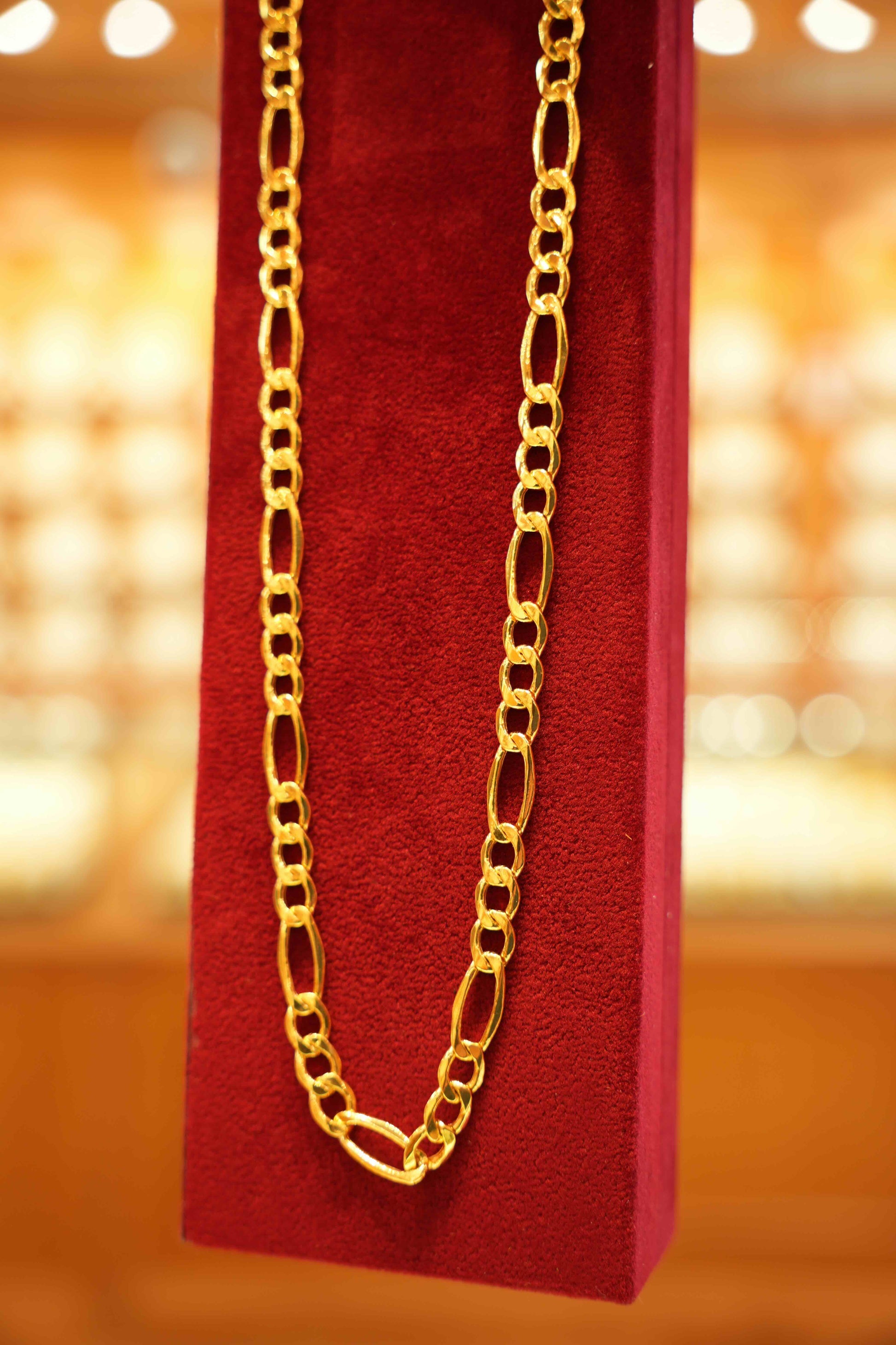 22K Gold Designer Men's Chain (22 Inches)