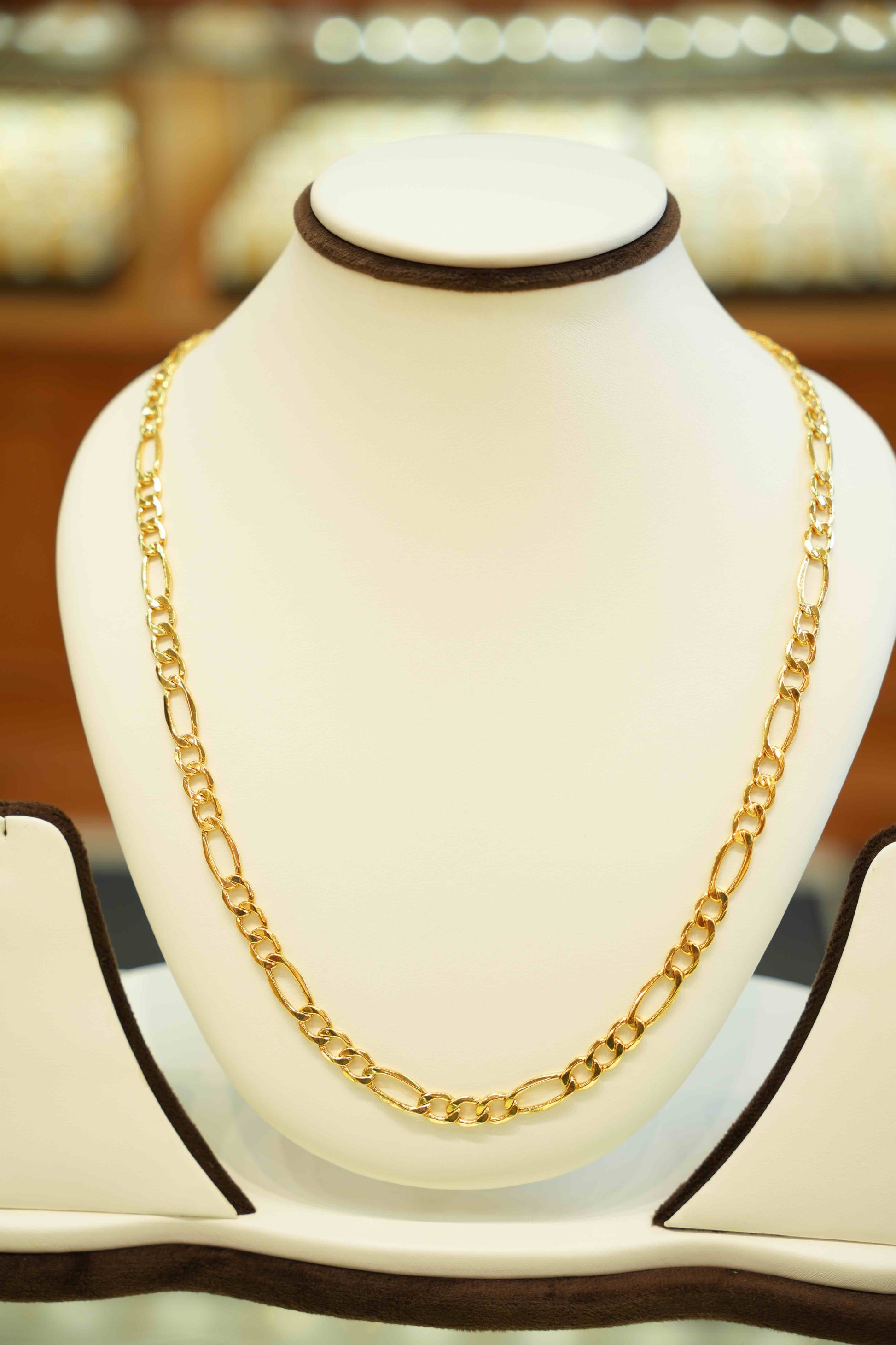 22K Gold Designer Men's Chain (22 Inches)