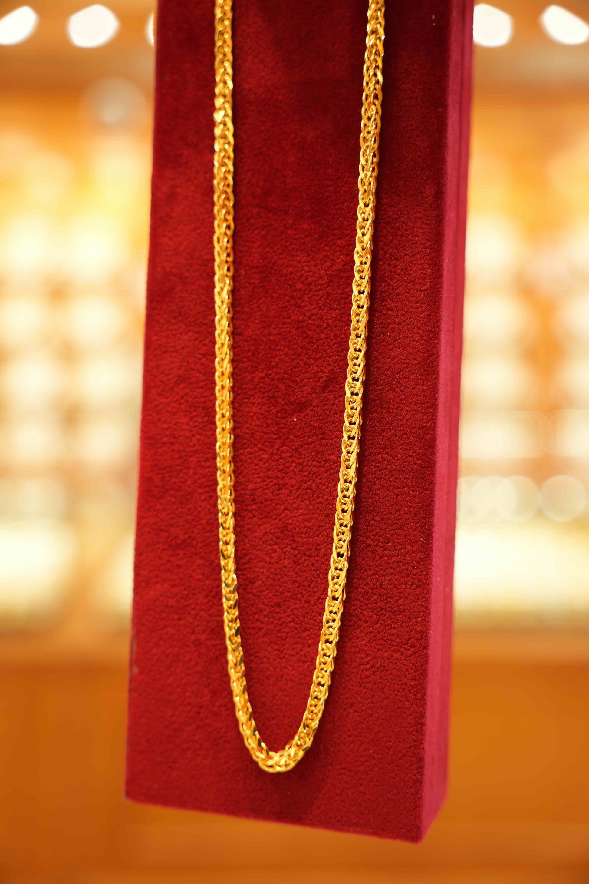 22K Gold Designer Men's Chain (20 Inches)