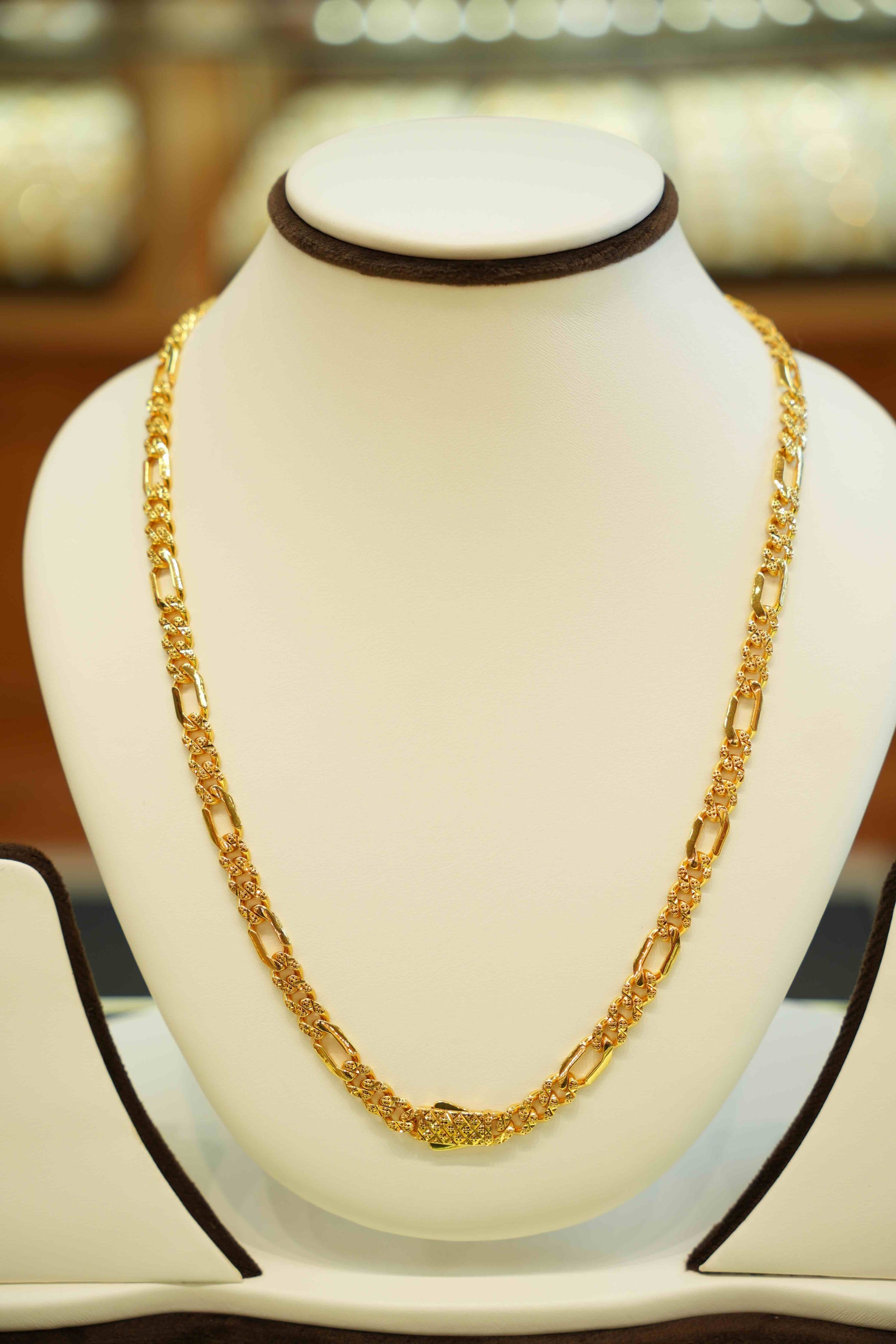 22K Gold Designer Men's Chain (20 Inches)