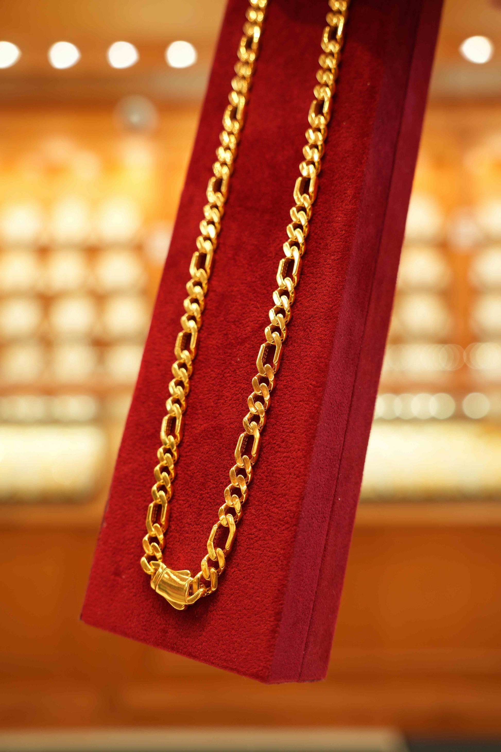 22K Gold Designer Men's Chain (20 Inches)