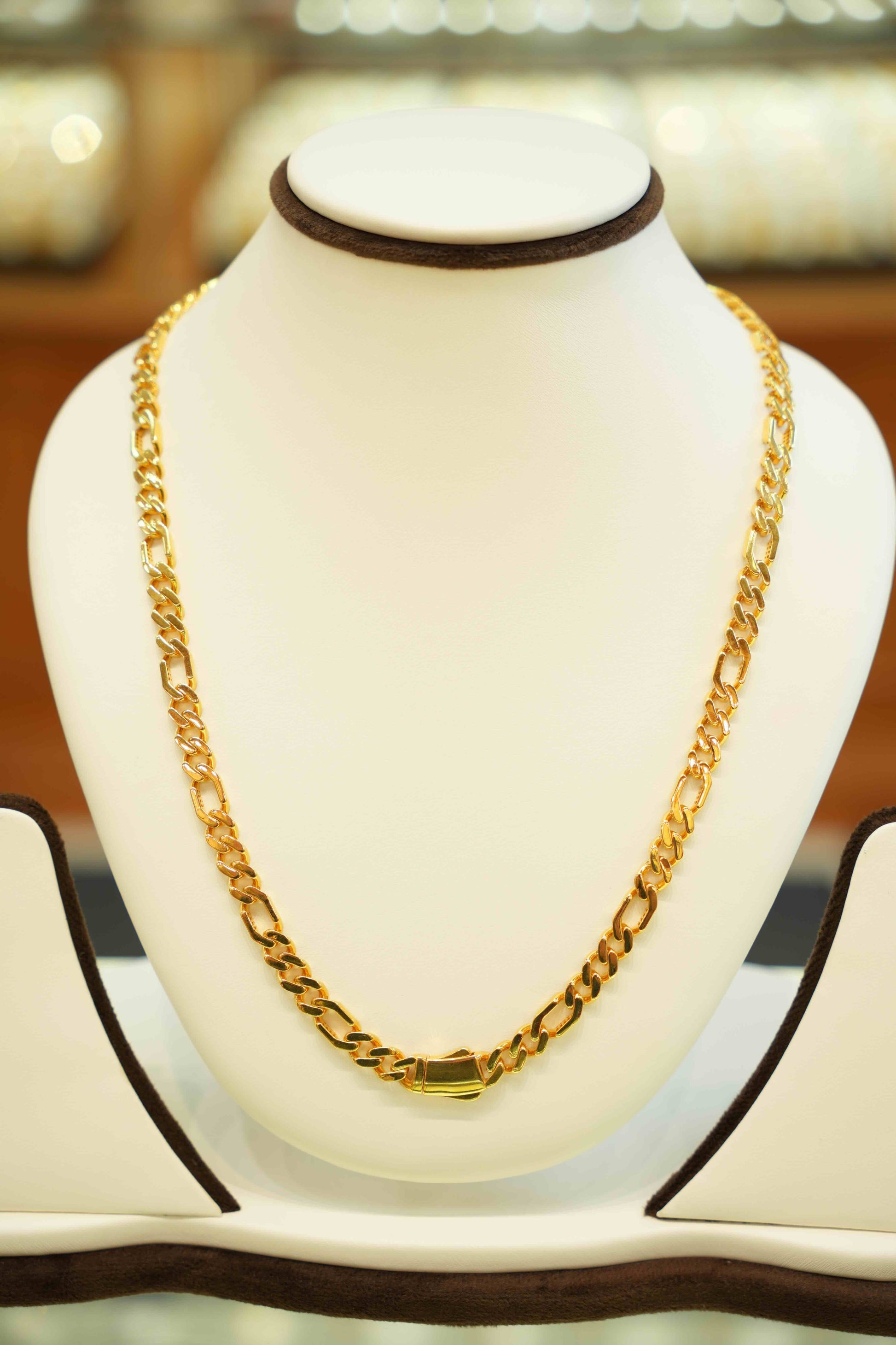 22K Gold Designer Men's Chain (20 Inches)
