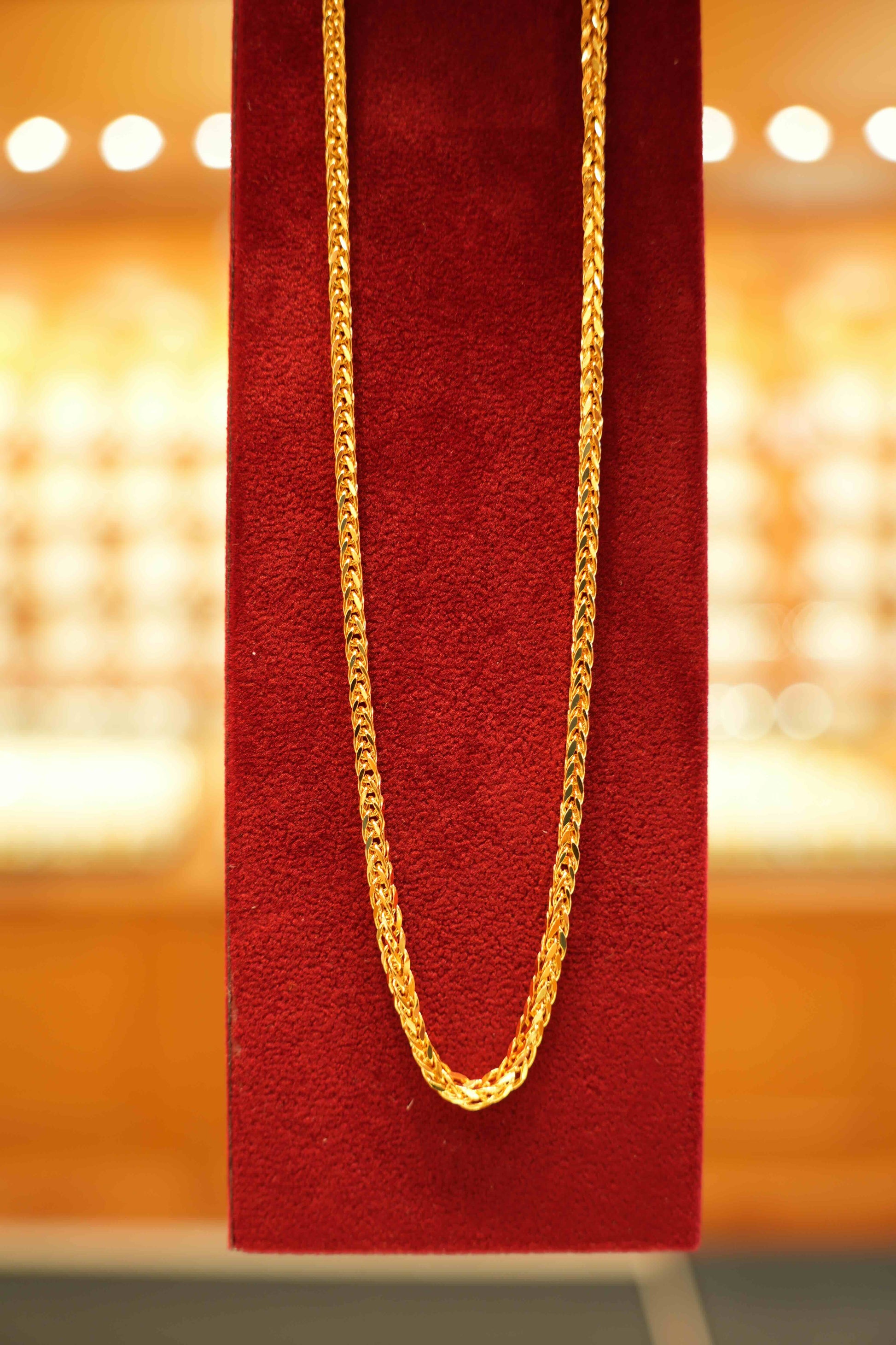 22K Gold Designer Men's Chain (20 Inches)