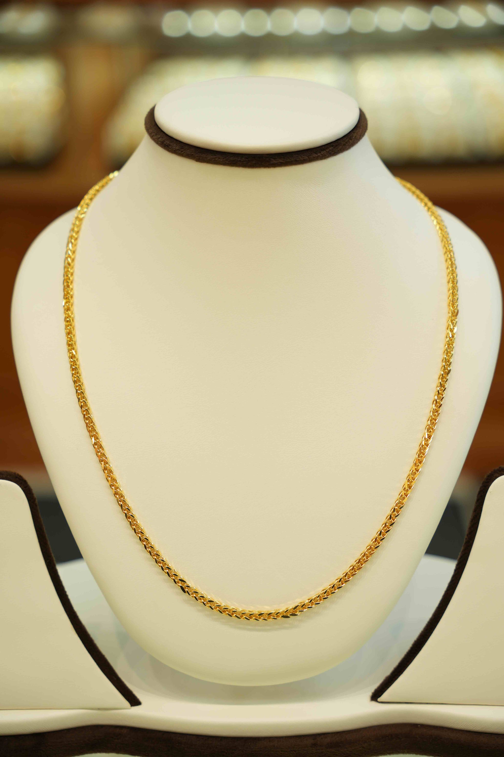 22K Gold Designer Men's Chain (20 Inches)