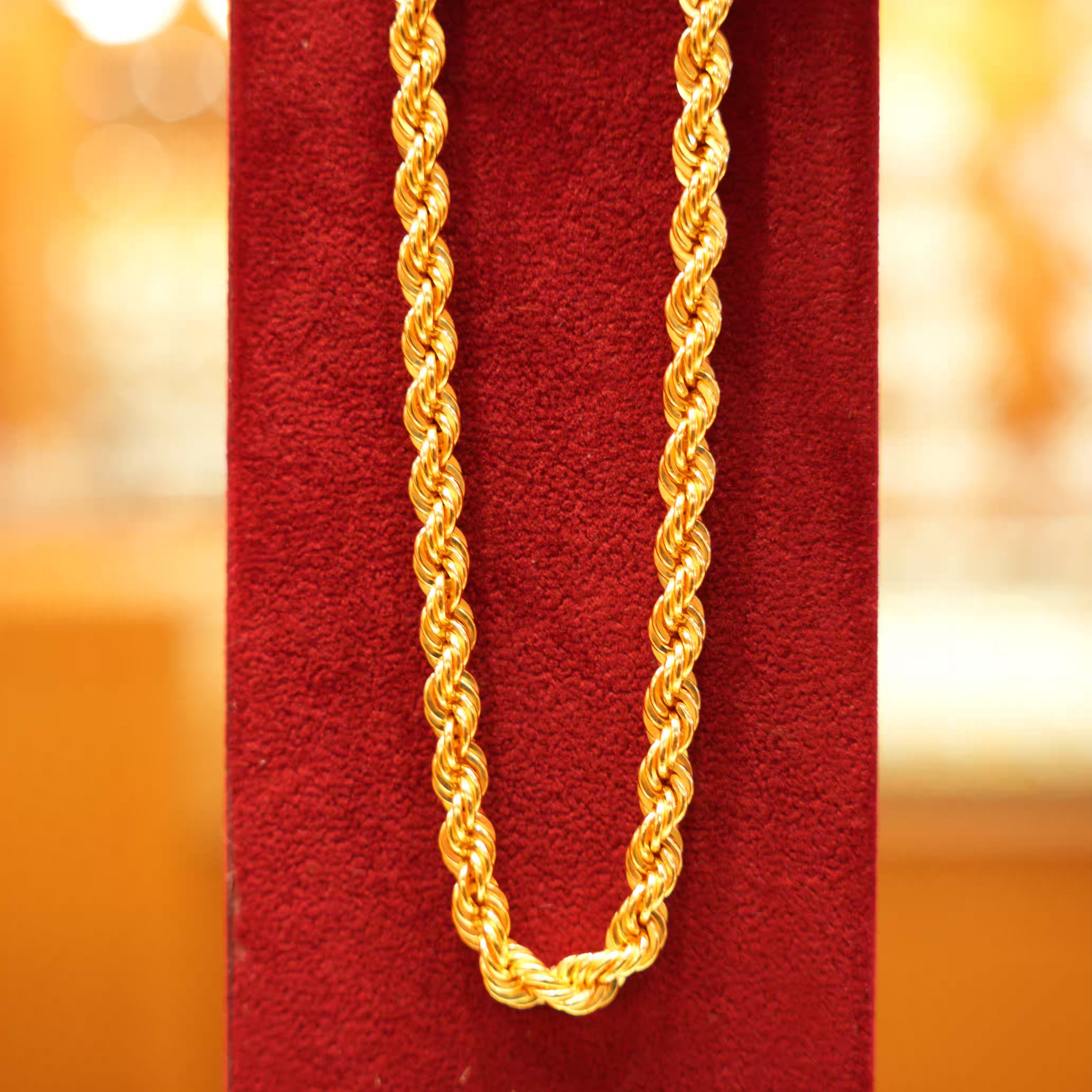 22K Gold Designer Men's Chain (20 Inches)