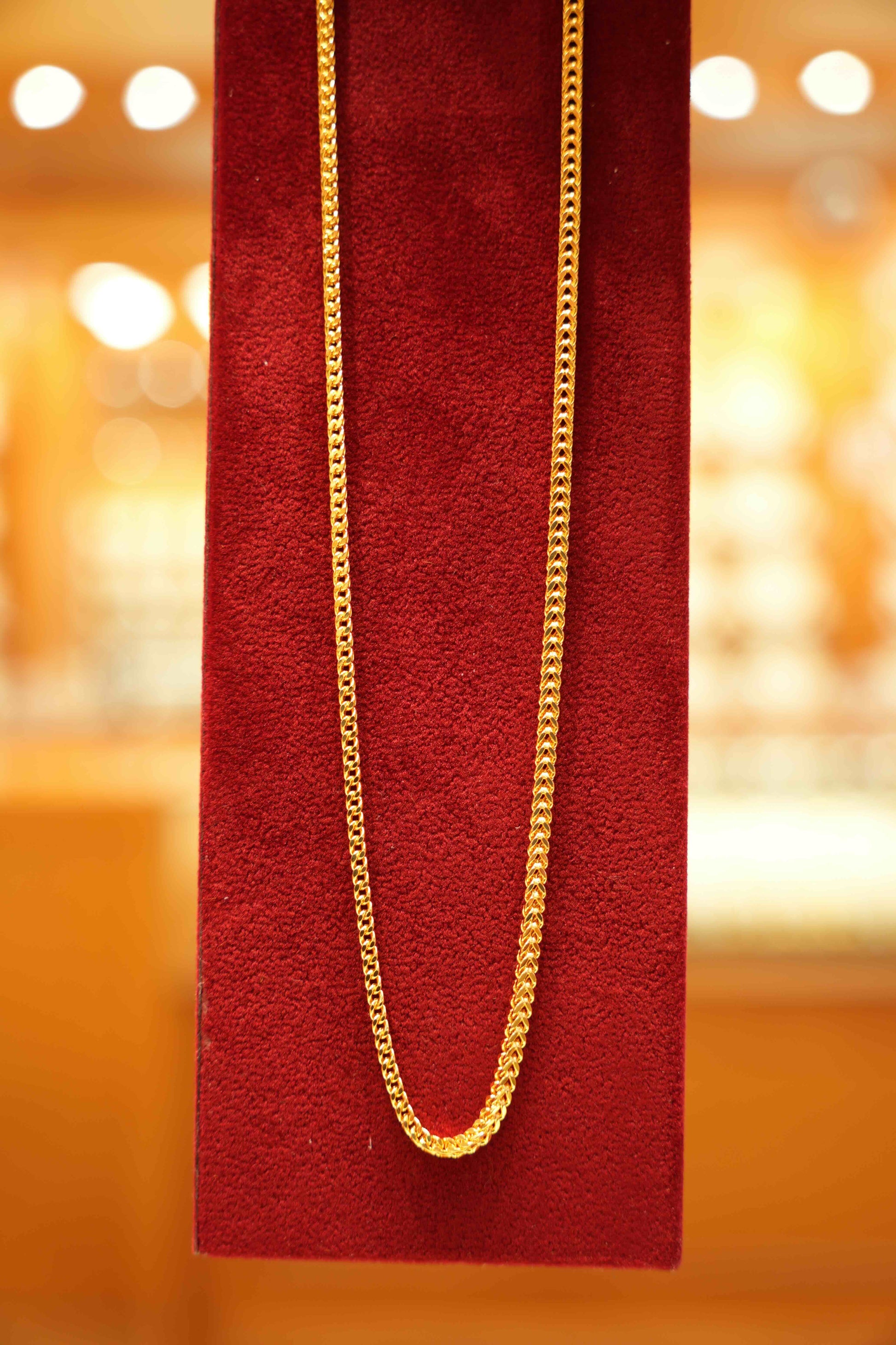 22K Gold Designer Men's Chain (20 Inches)