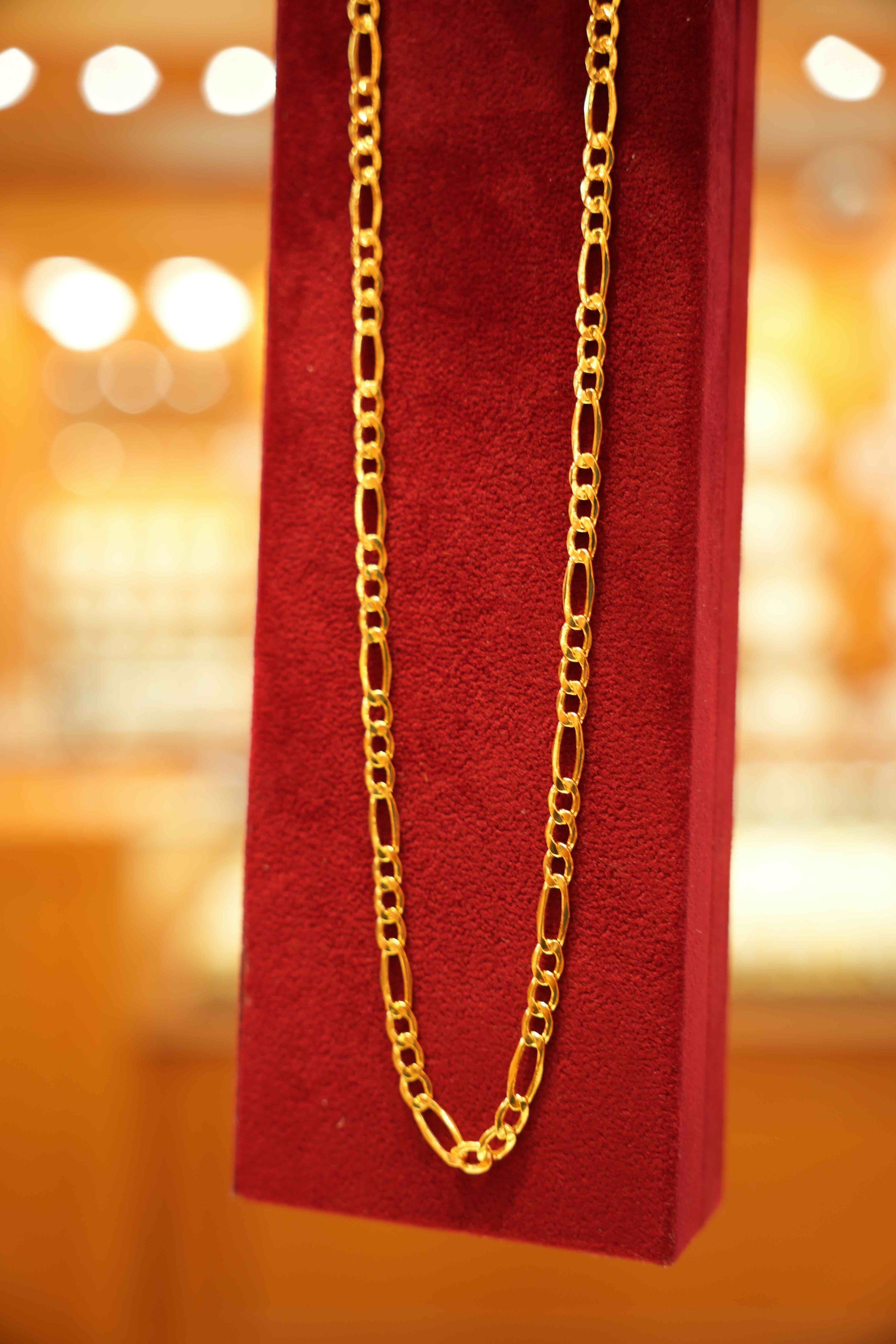 22K Gold Designer Men's Chain (20 Inches)