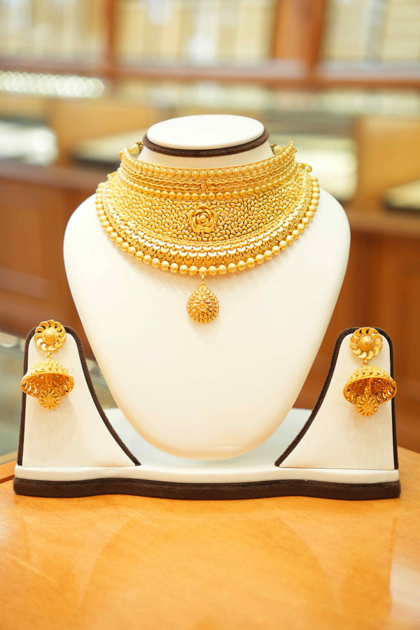 22K Gold Designer Antique Choker Set