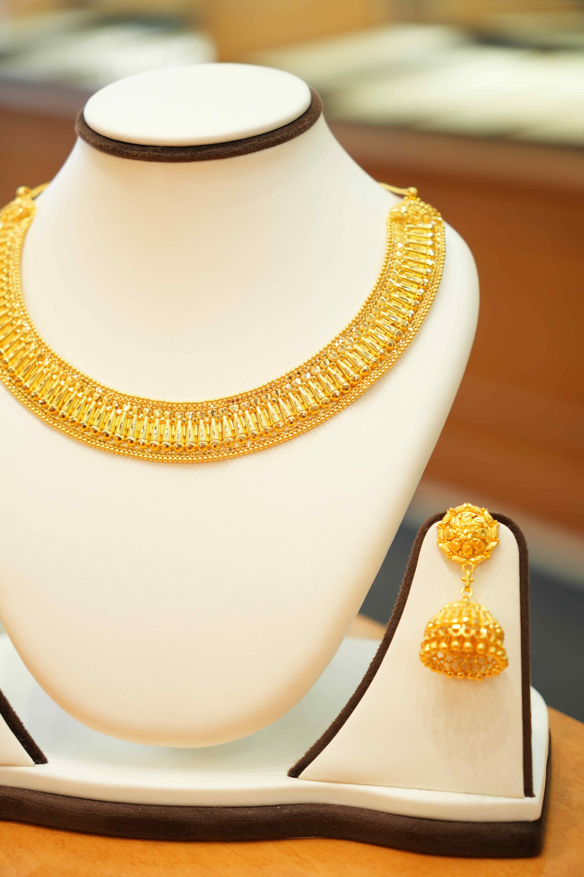 22K Gold Designer Necklace Set