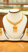 22K Gold Designer Necklace Set