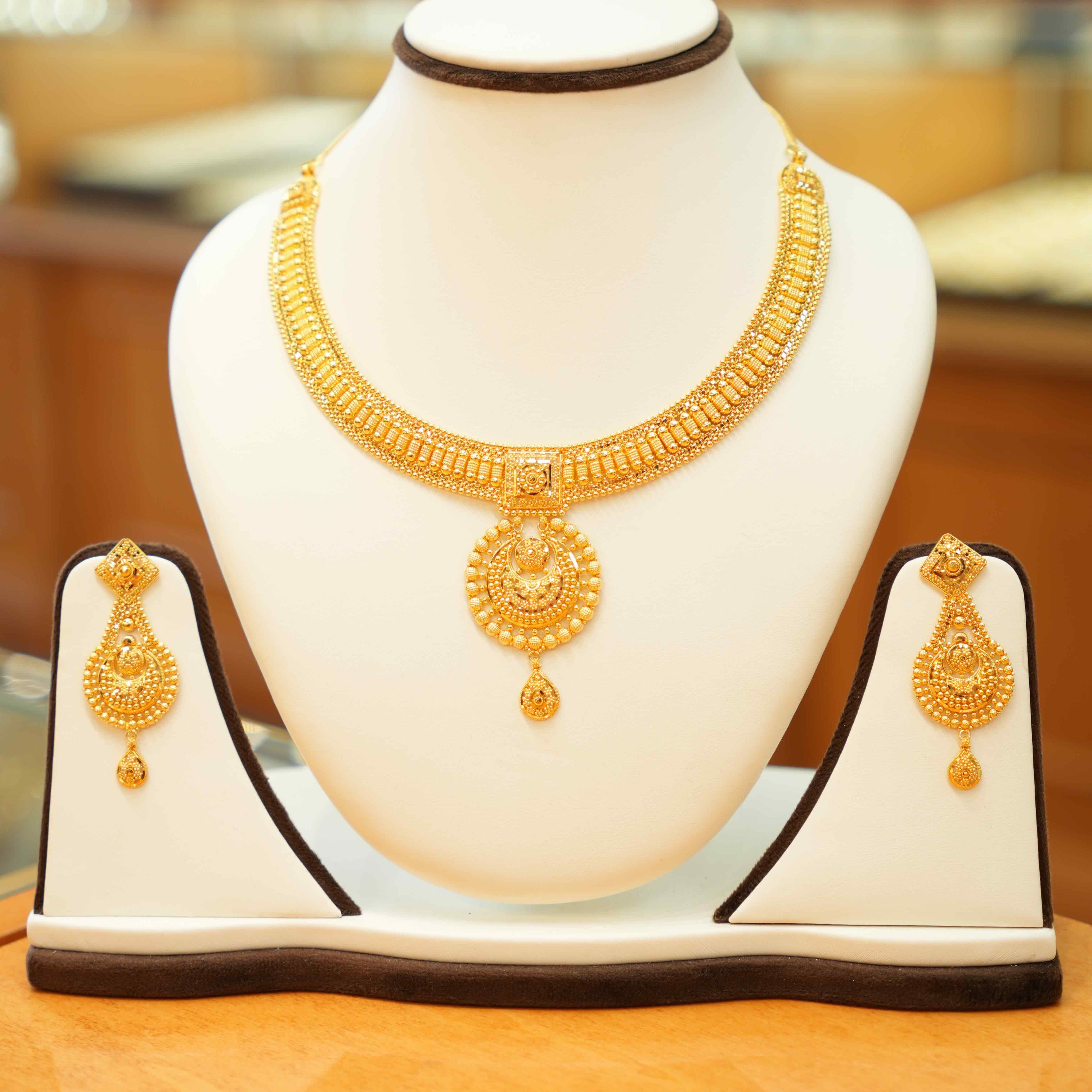 22K Gold Designer Necklace Set