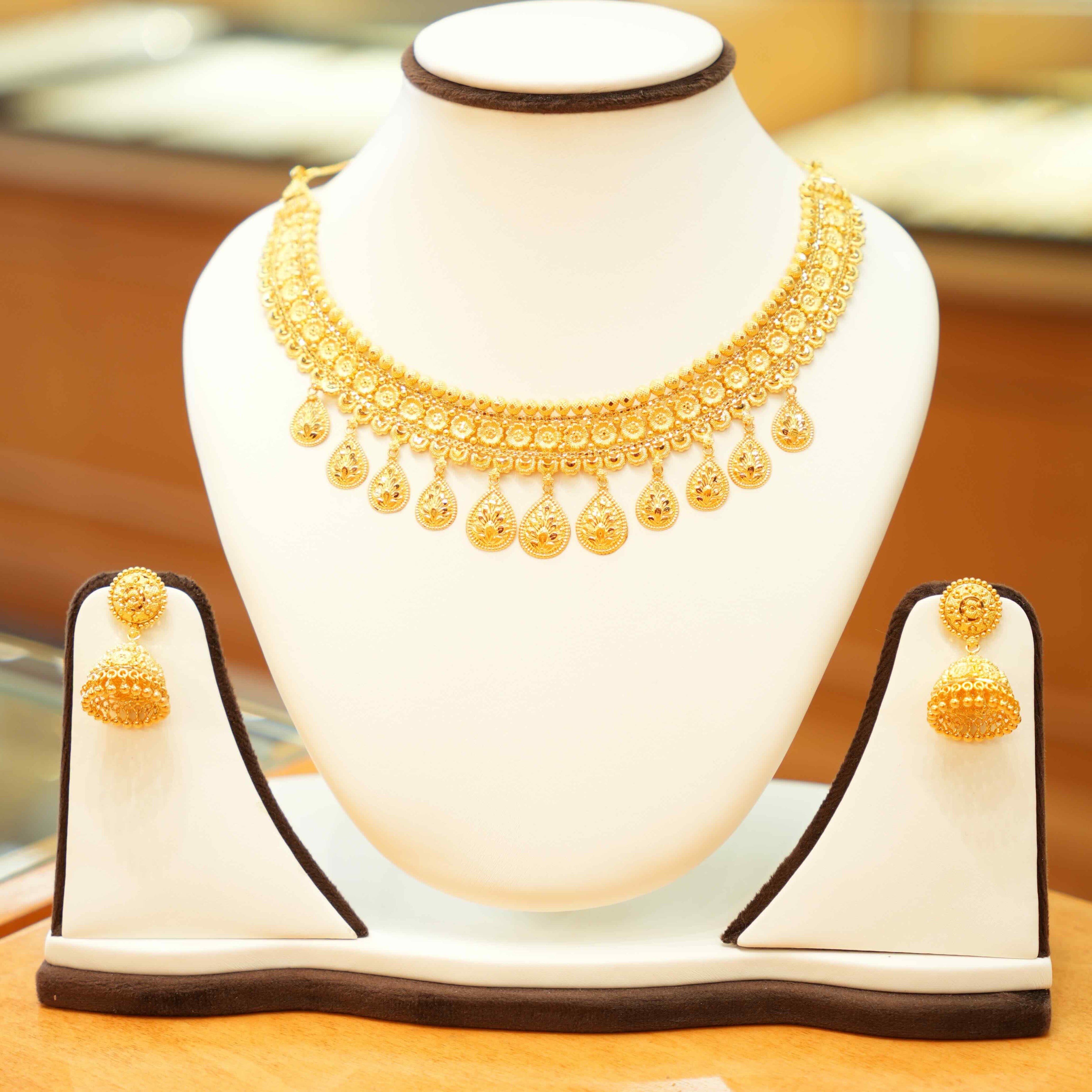 22K Gold Designer Necklace Set