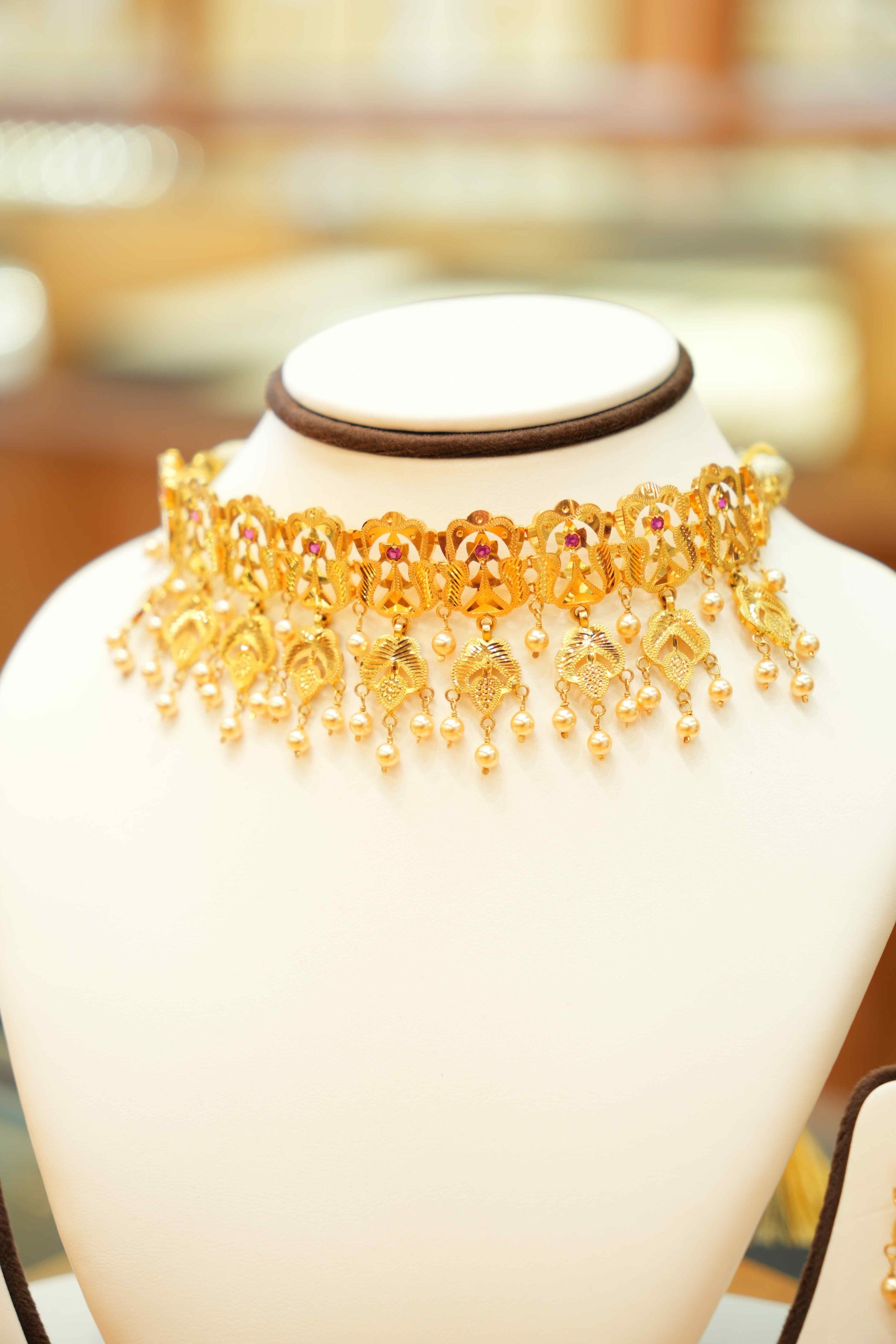 22K Gold Traditional Choker Set