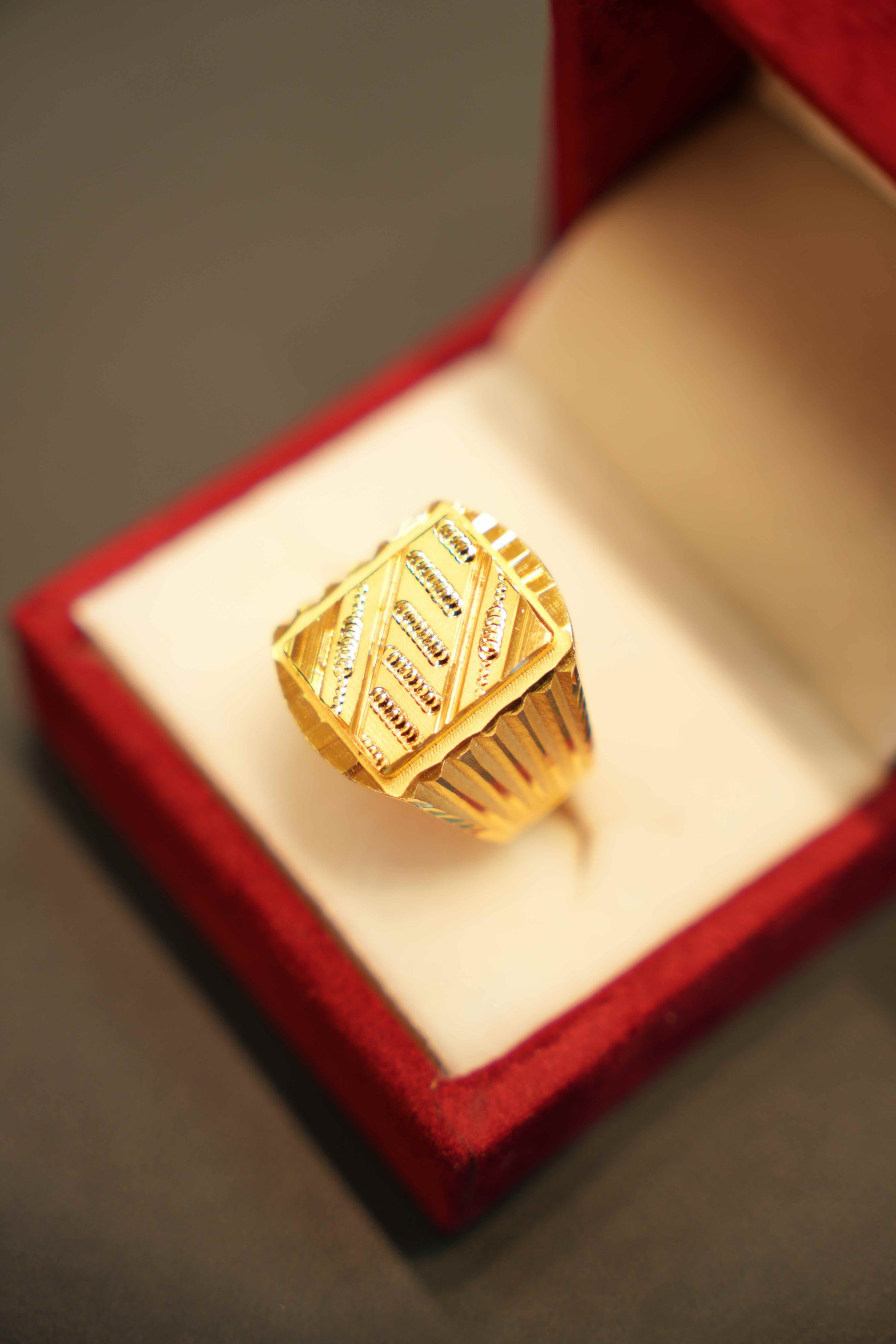 22K Gold Designer Men's Ring