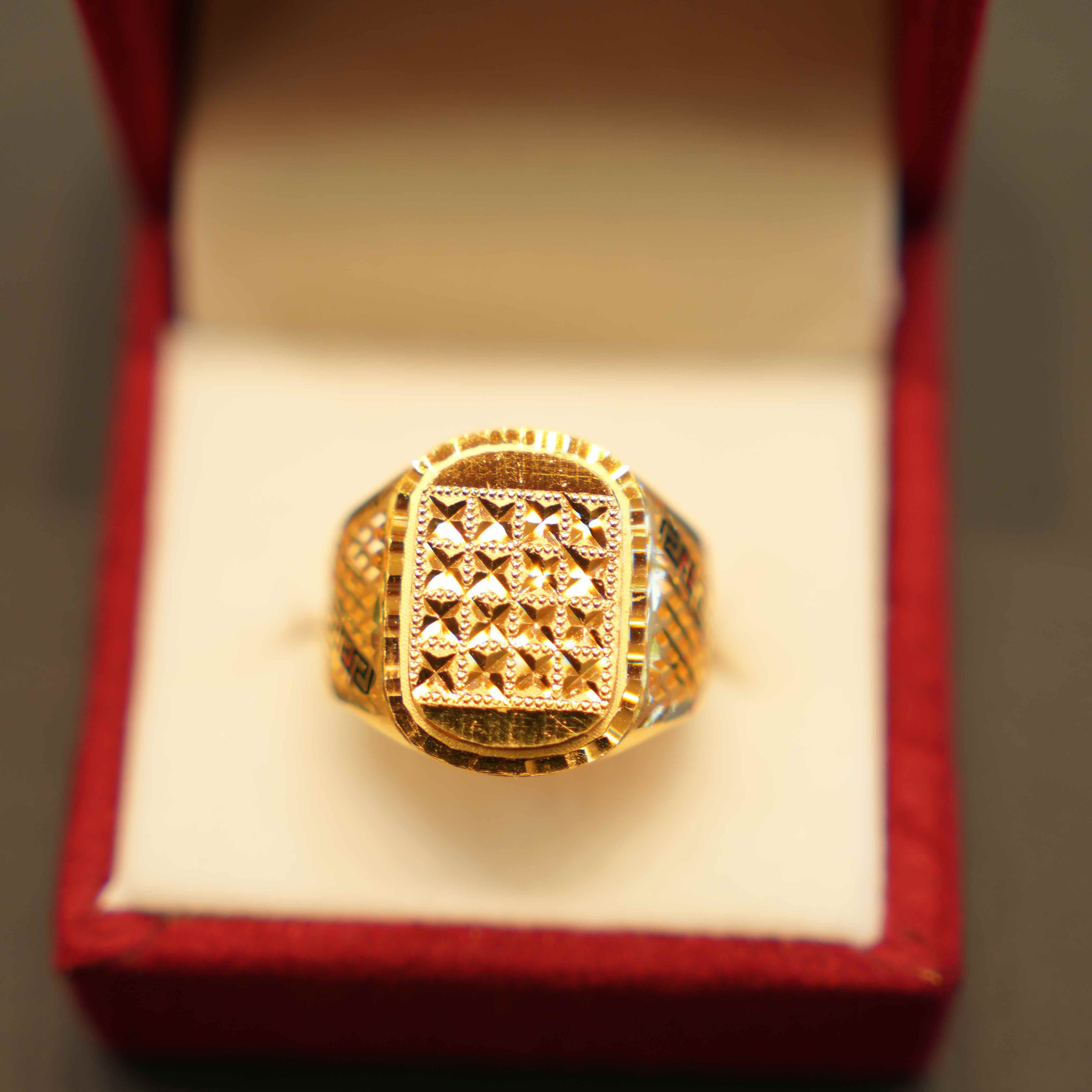 22K Gold Designer Men's Ring