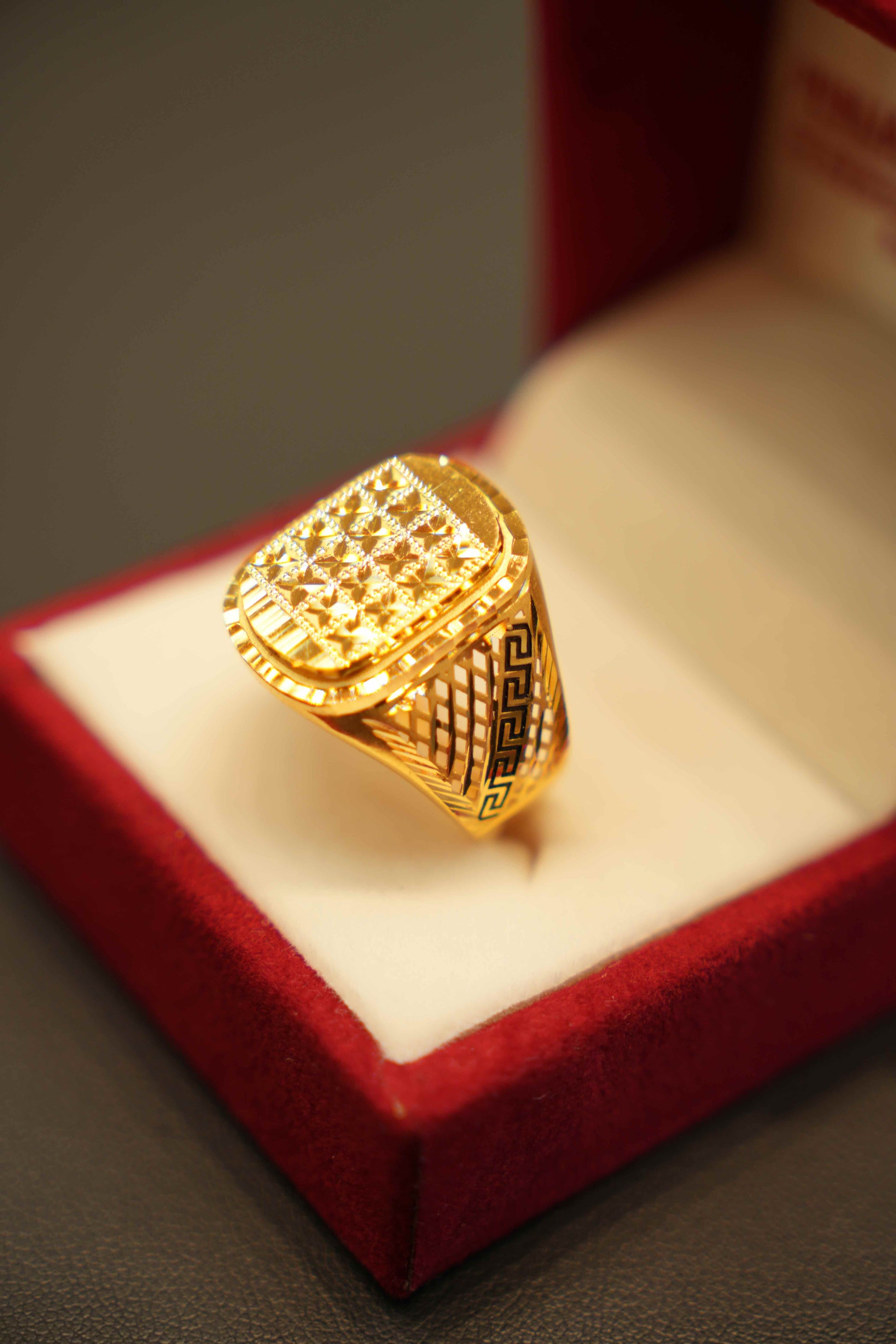 22K Gold Designer Men's Ring