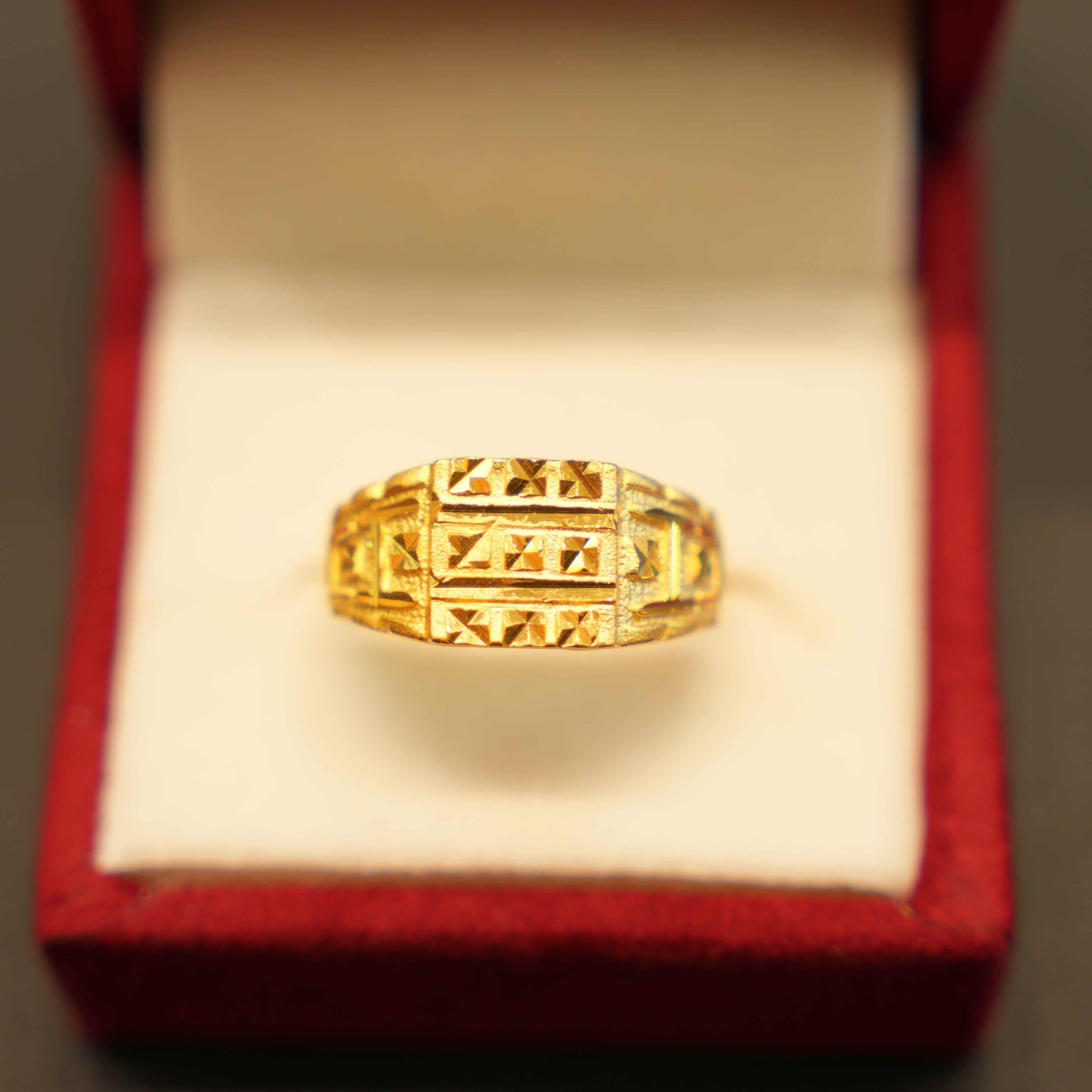 22K Gold Designer Men's Ring