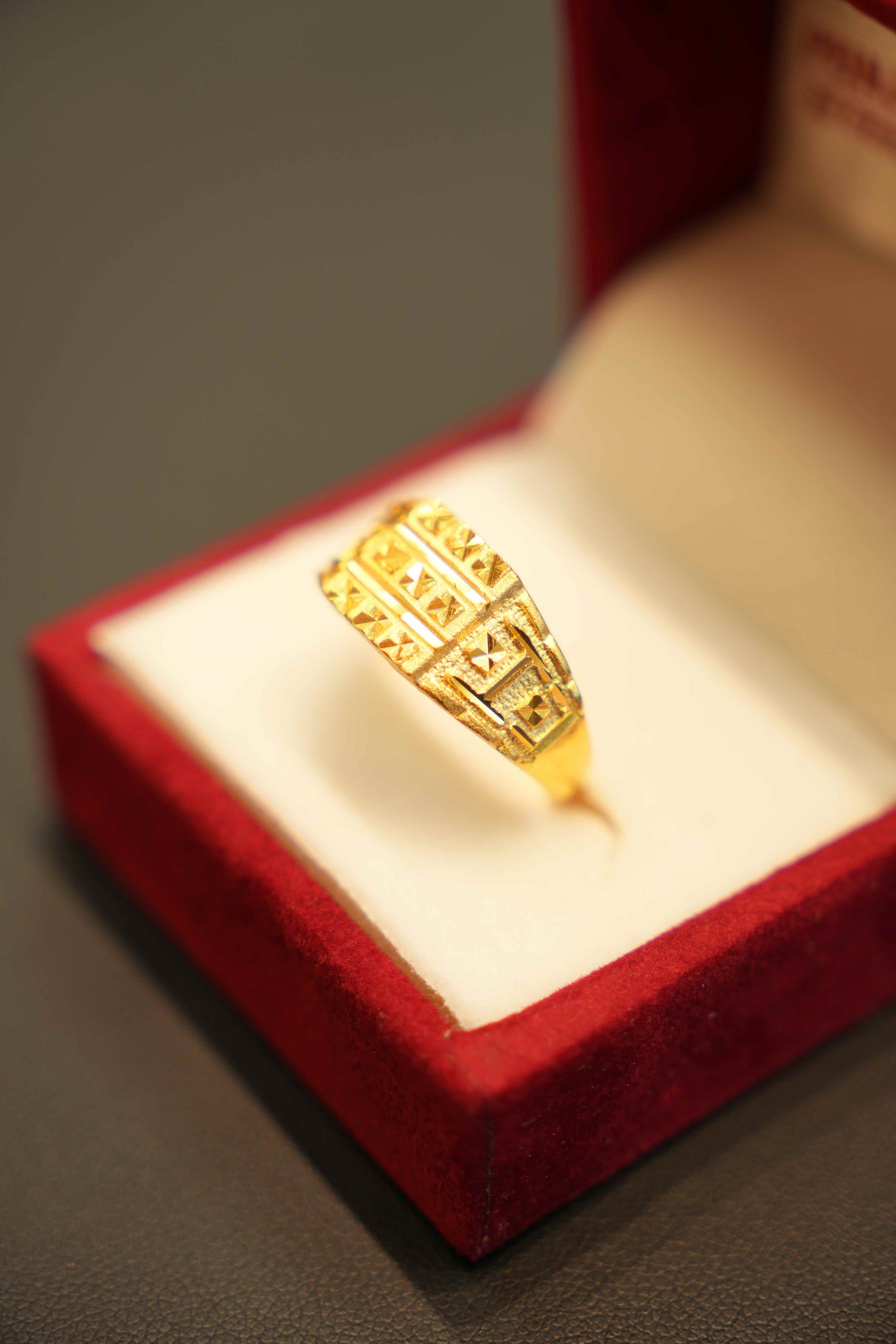 22K Gold Designer Men's Ring
