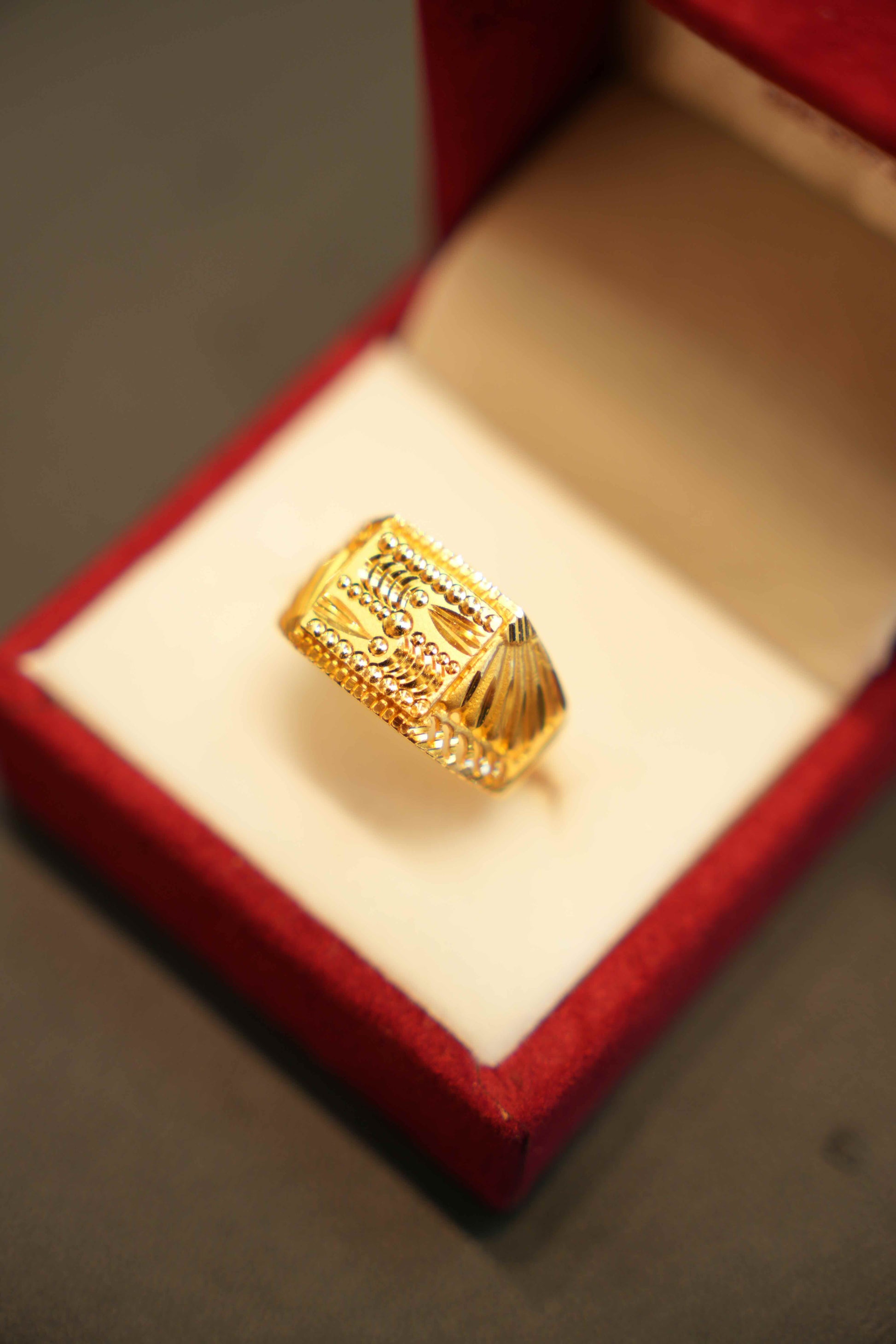 22K Gold Designer Men's Ring