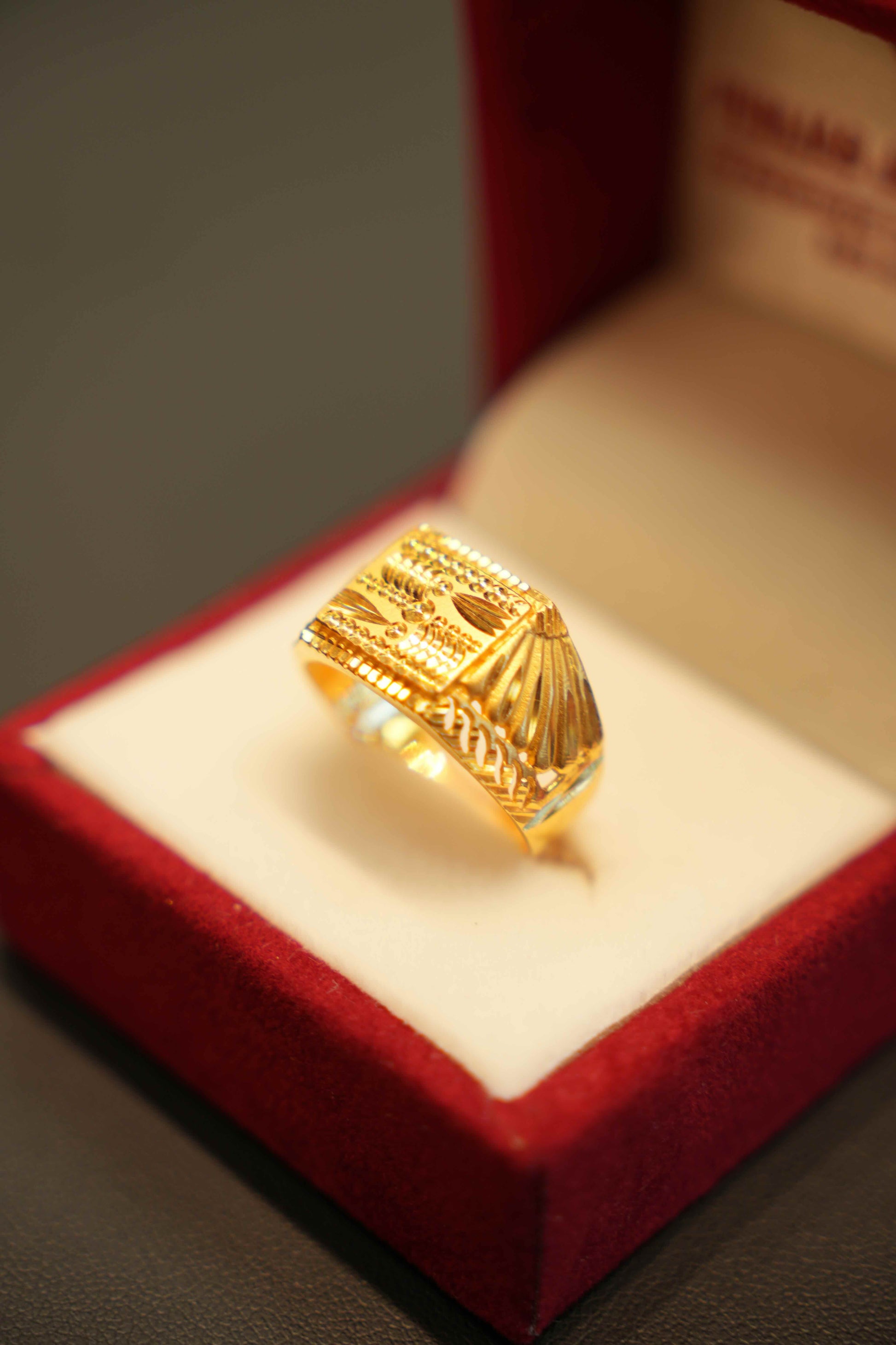 22K Gold Designer Men's Ring