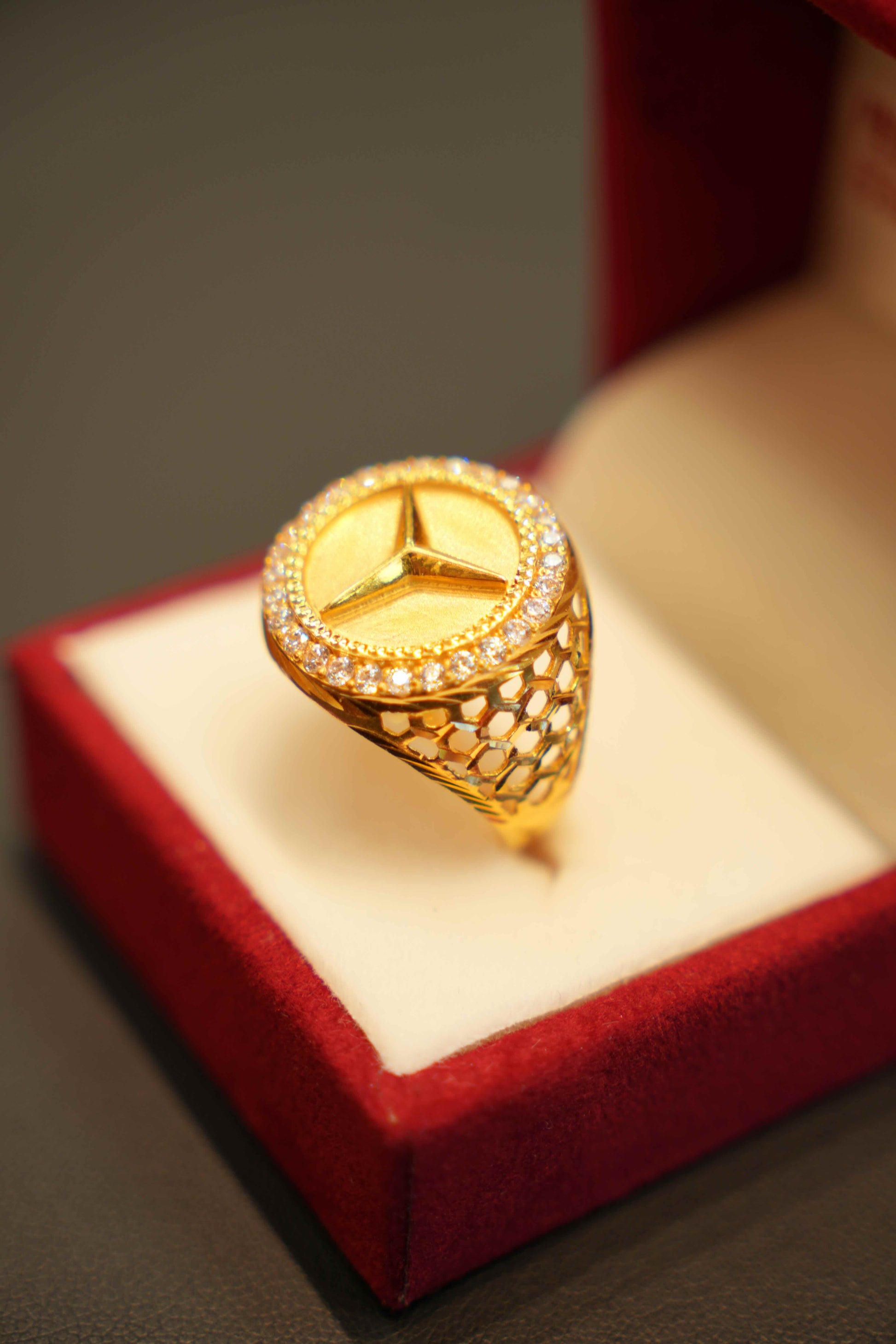 22K Gold Designer Men's Ring