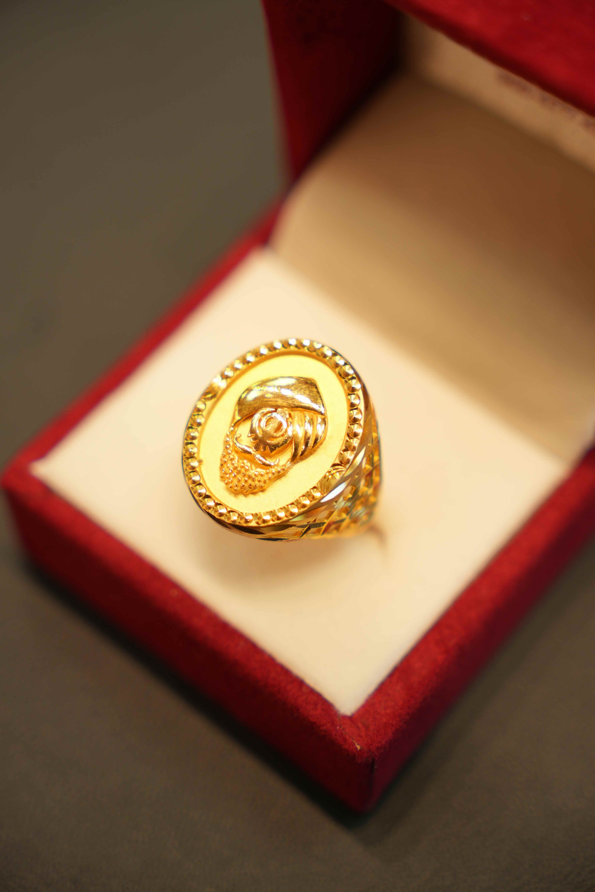 22K Gold Luxury Men's Ring