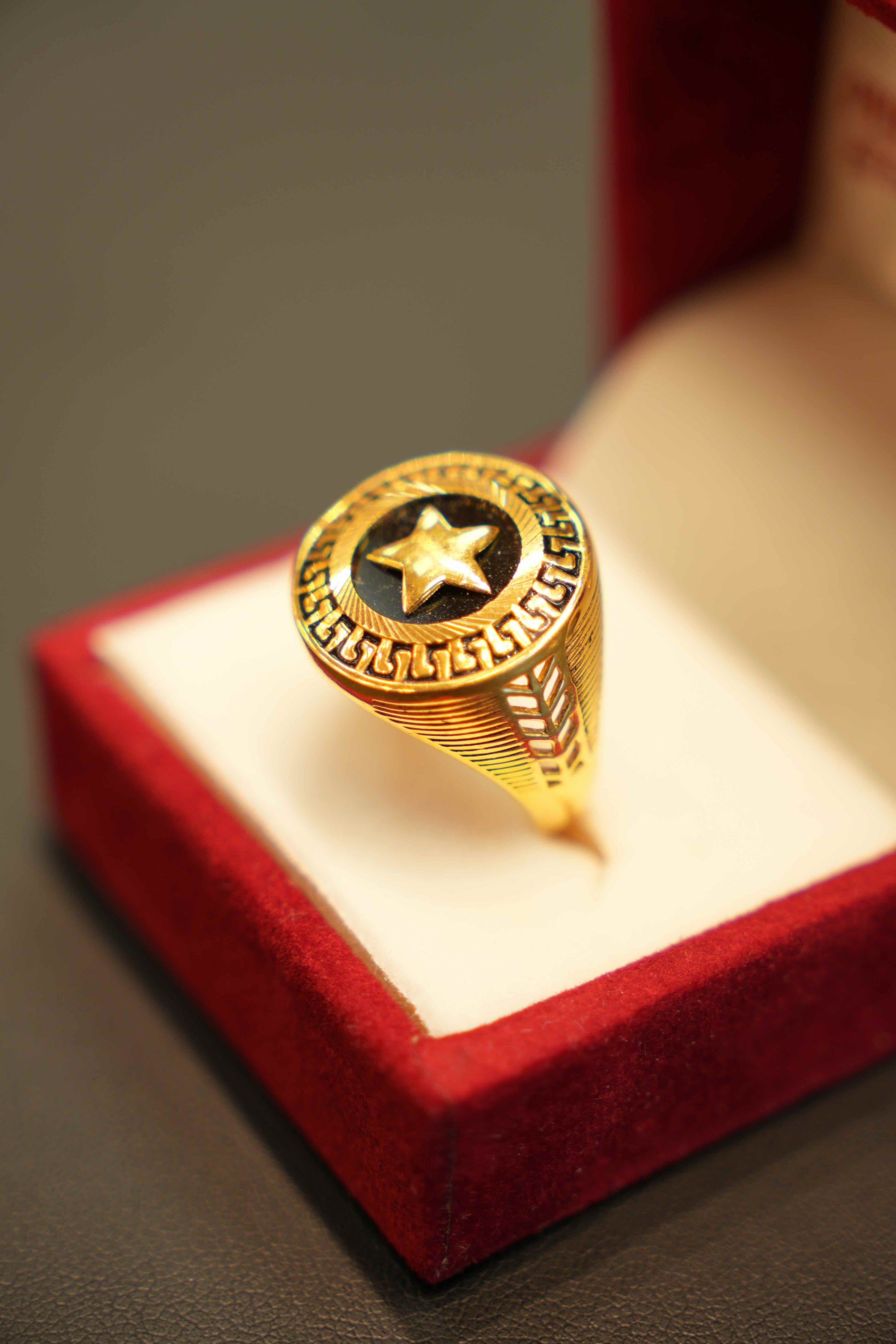 22K Gold Designer Men's Ring