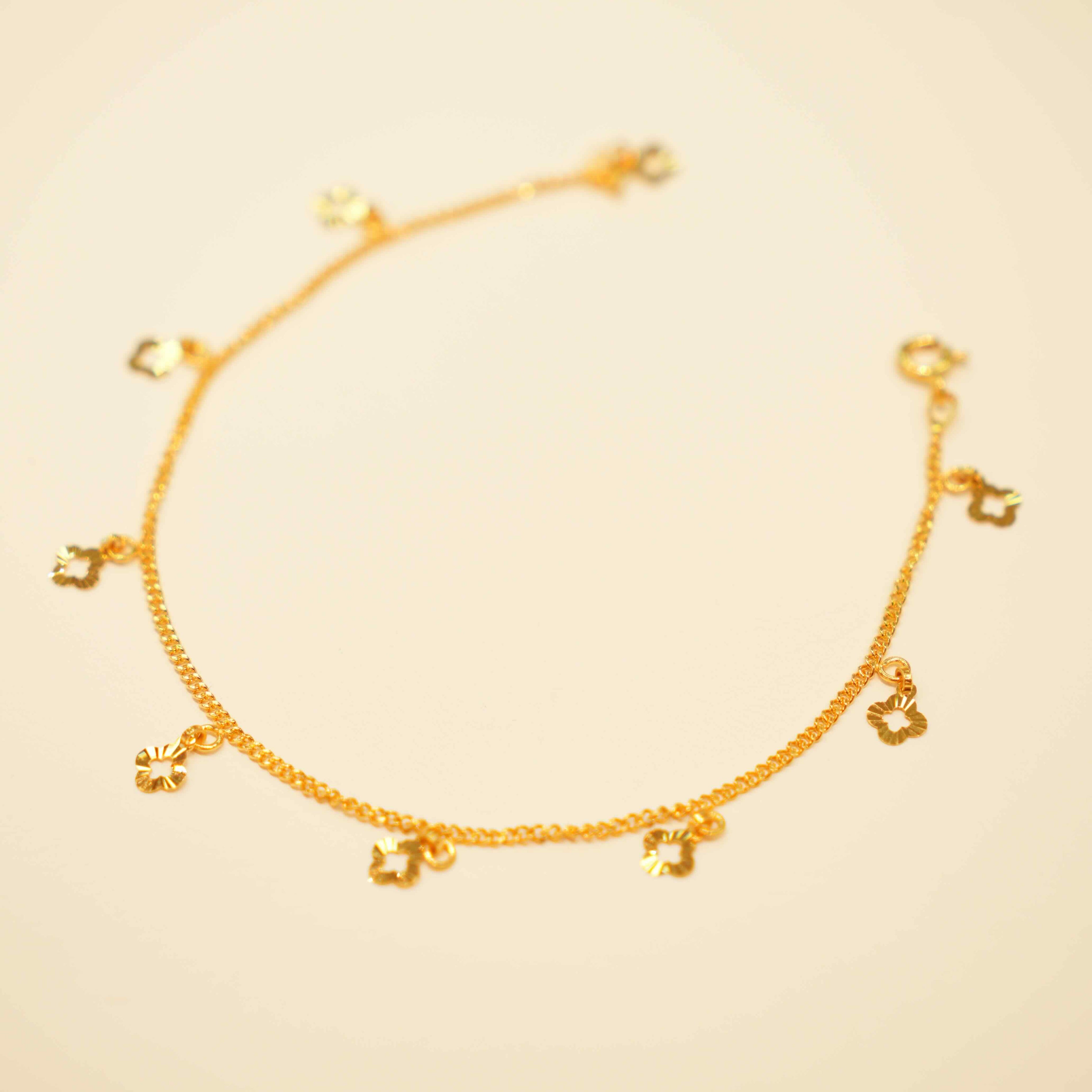 22K Gold Ladies Charm Bracelet
