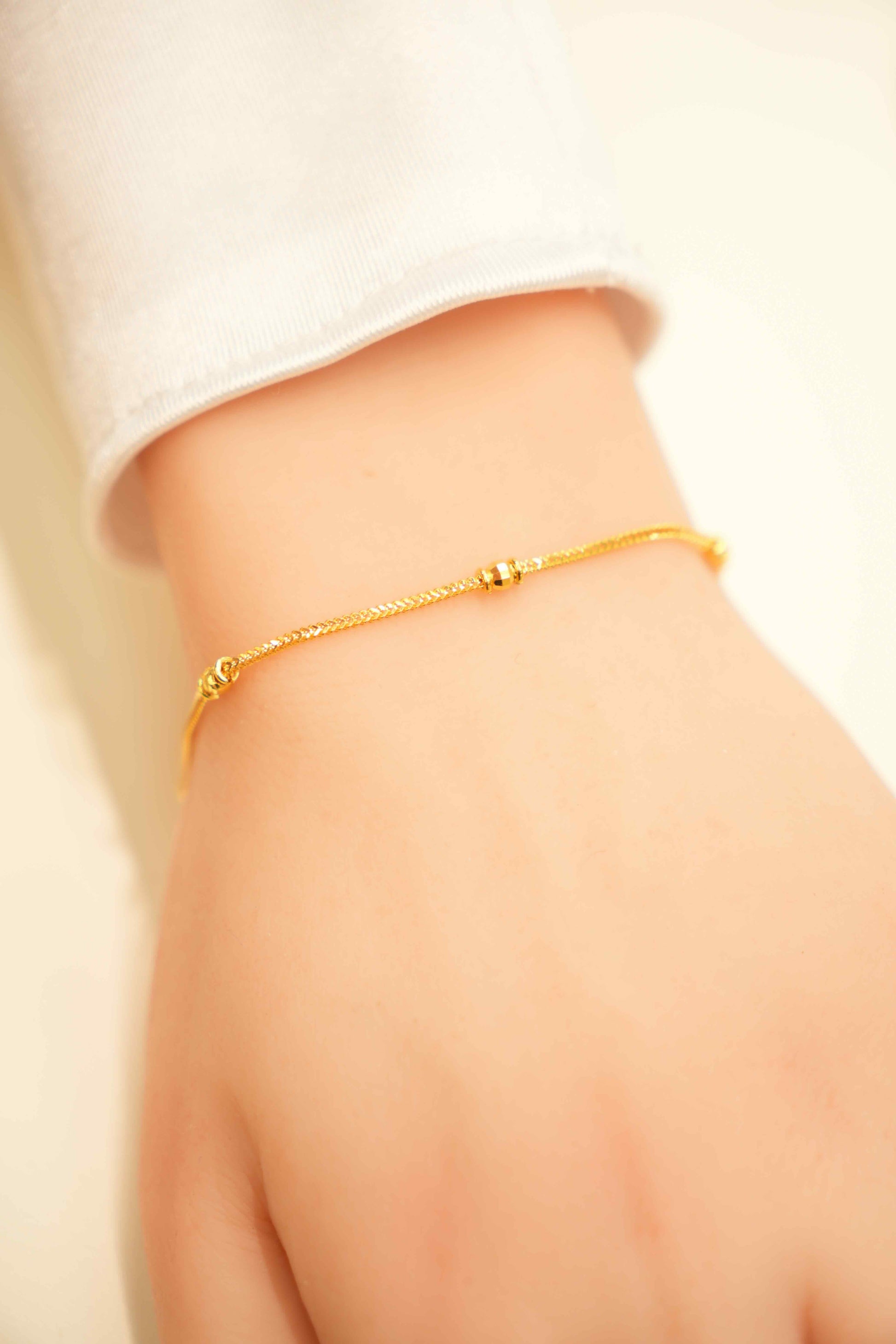 22K Gold Ladies Beaded Bracelet