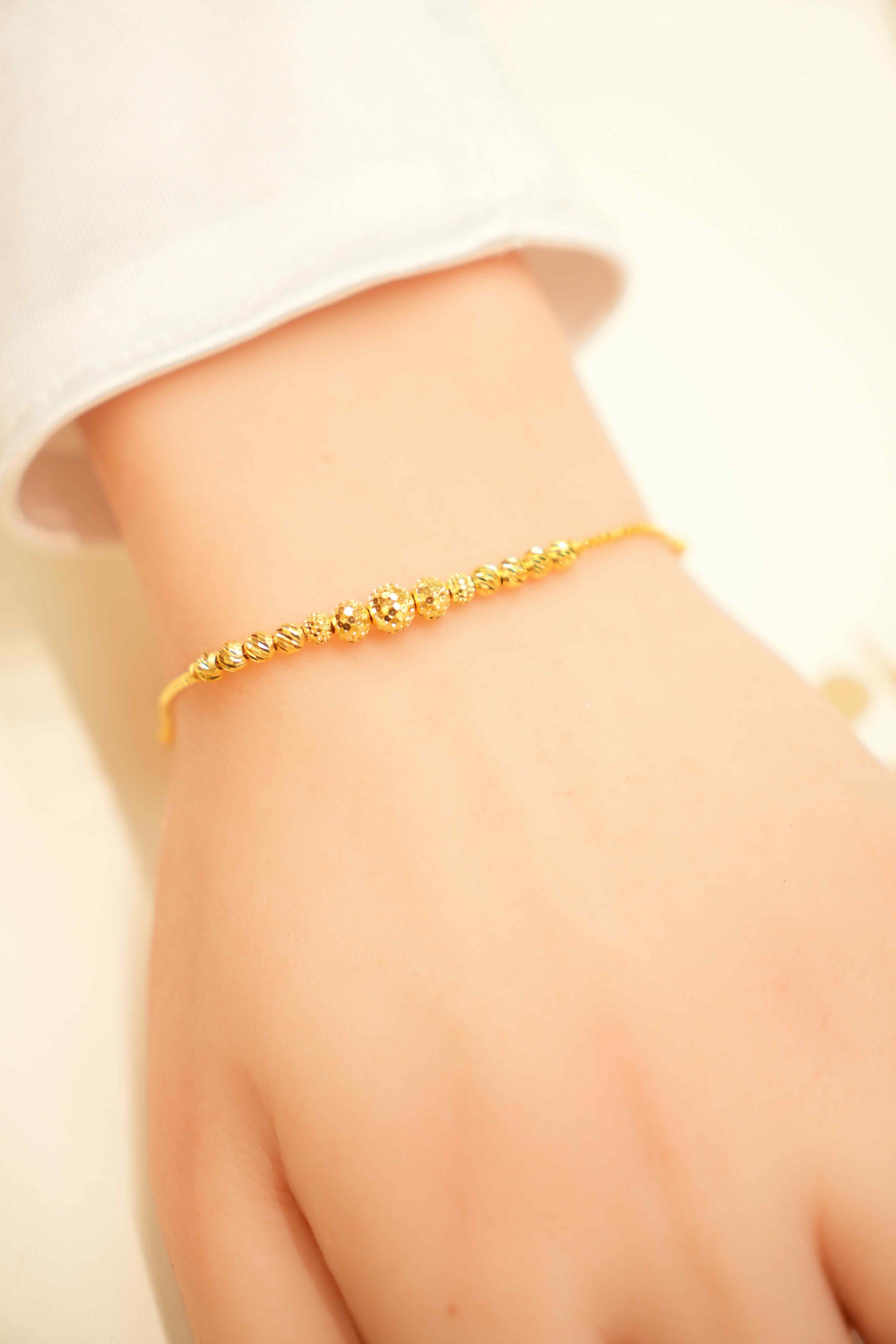 22K Gold Ladies Beaded Bracelet